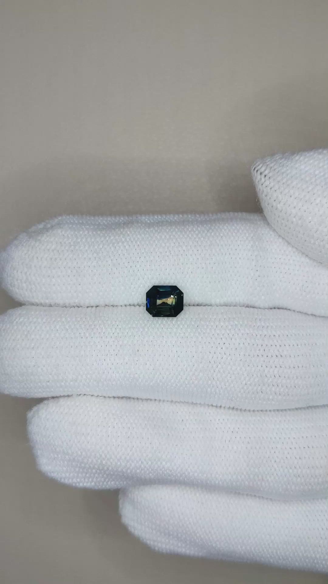1.17 Ct. Bi Color / Parti Sapphire from Madagascar Size Video