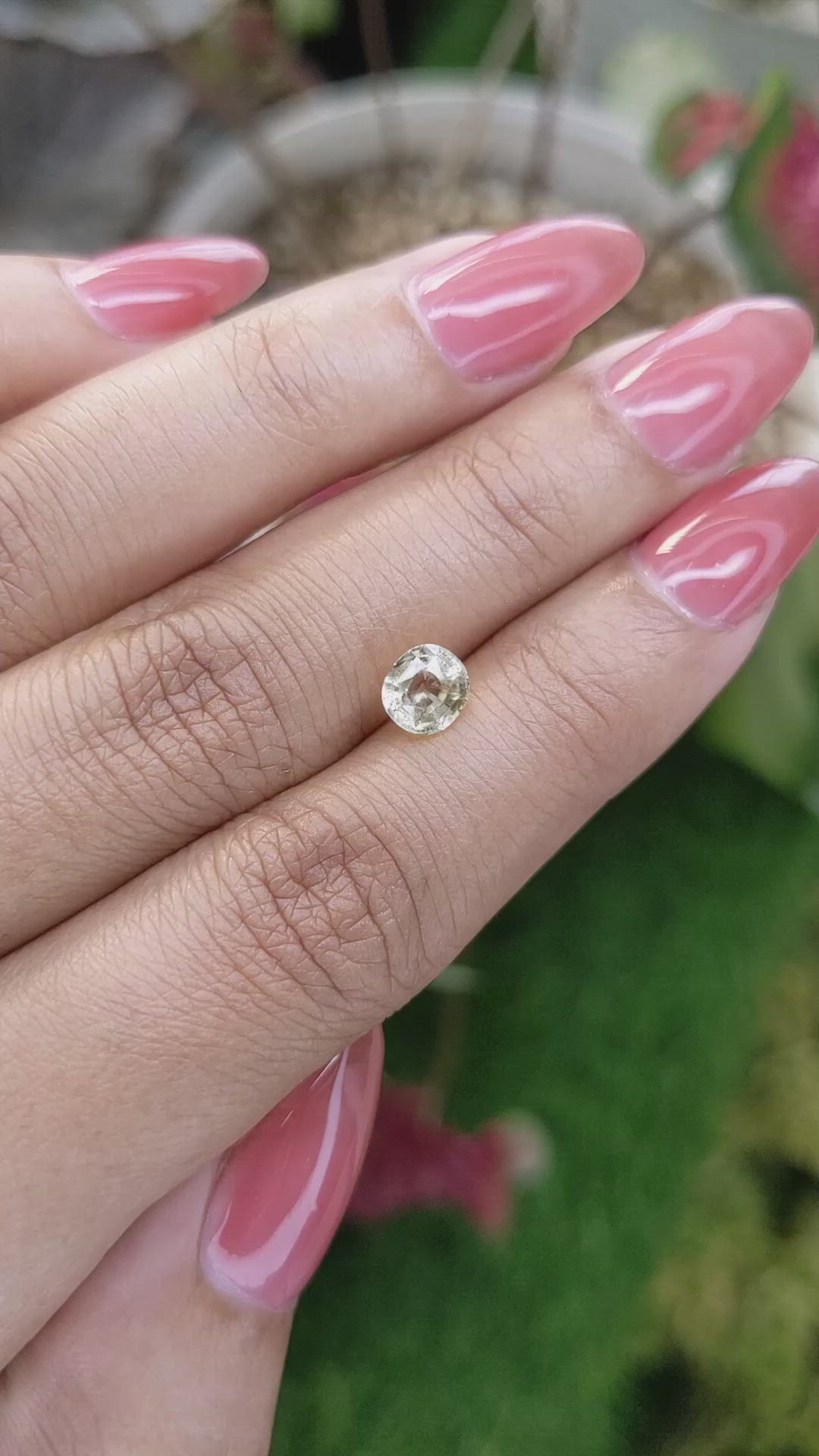 1.18 Ct. Yellow Sapphire from Ceylon (Sri Lanka) Size Video