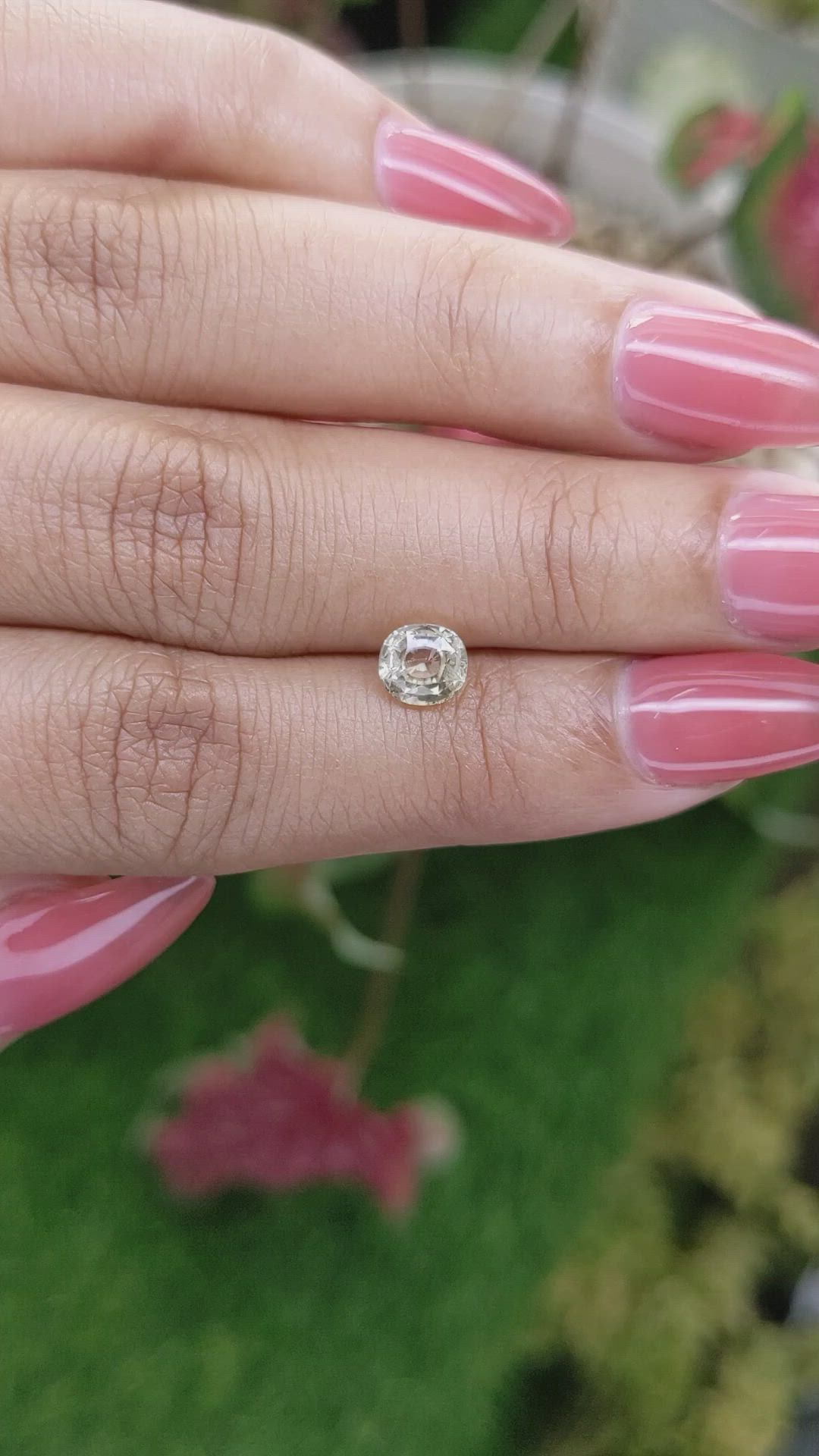 1.18 Ct. Yellow Sapphire from Ceylon (Sri Lanka) Size Video