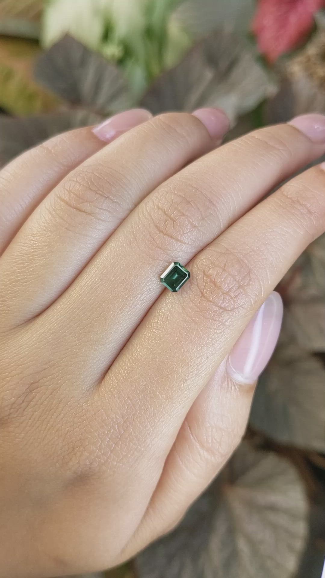 0.80 Ct. Green Sapphire from Ceylon (Sri Lanka) Size Video
