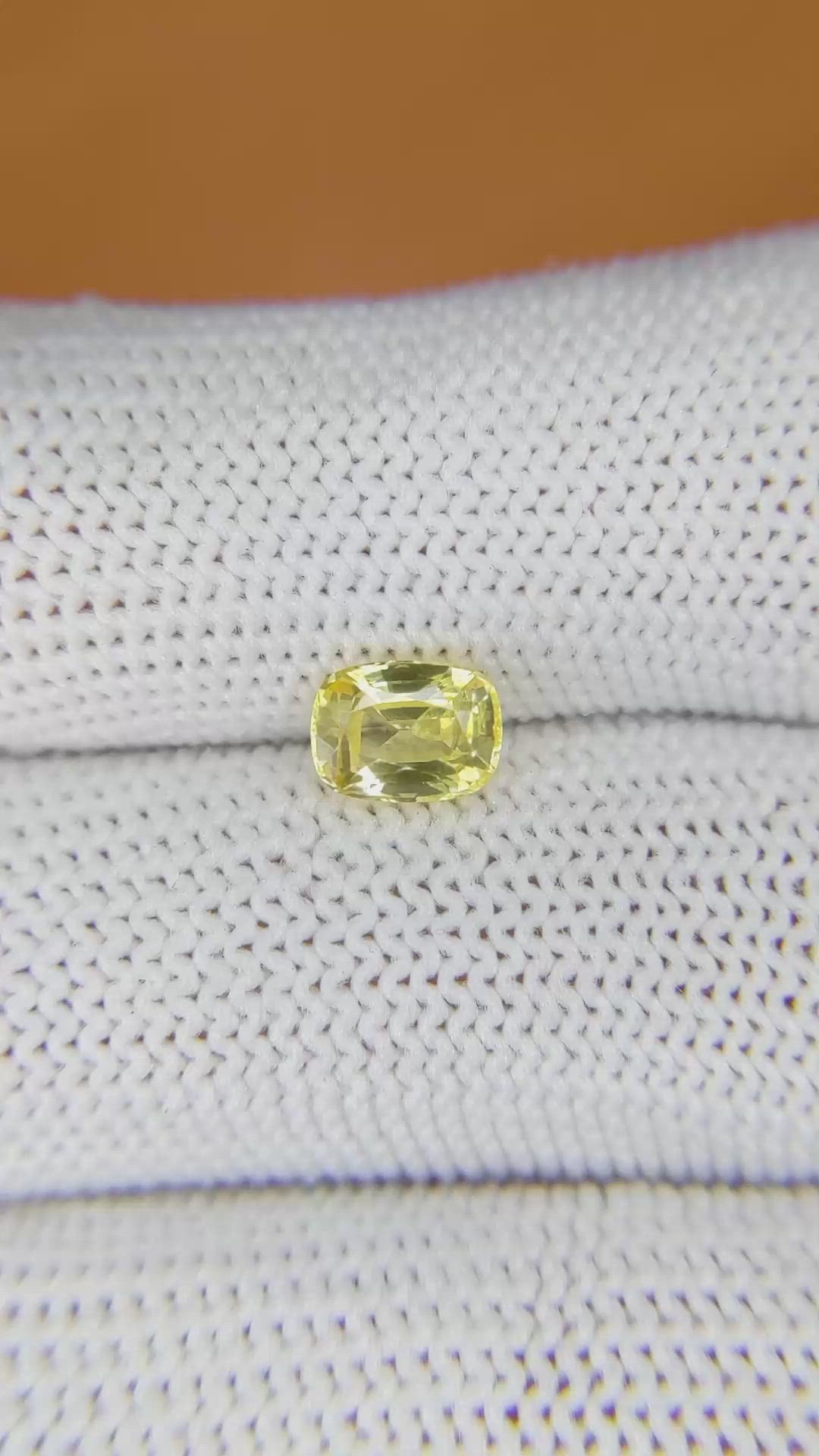 1.15 Ct. Yellow Sapphire from Ceylon (Sri Lanka) Size Video