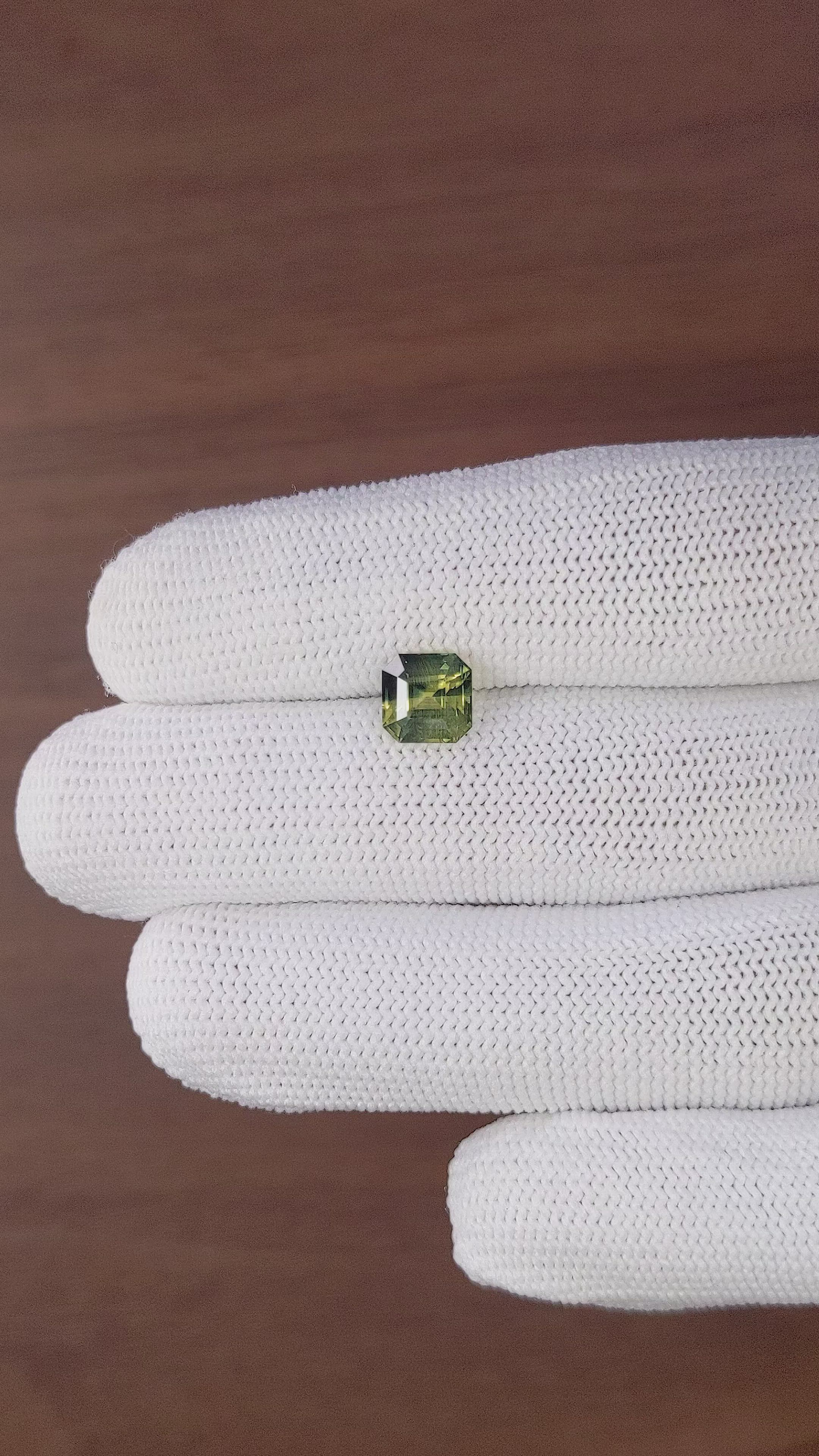 2.27 Ct. Bi Color / Parti Sapphire from Madagascar Size Video