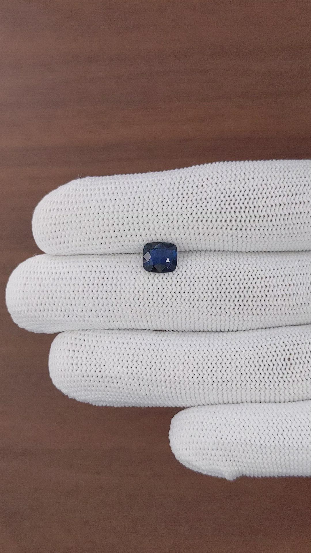 1.52 Ct. Blue Sapphire from Ceylon (Sri Lanka) Size Video
