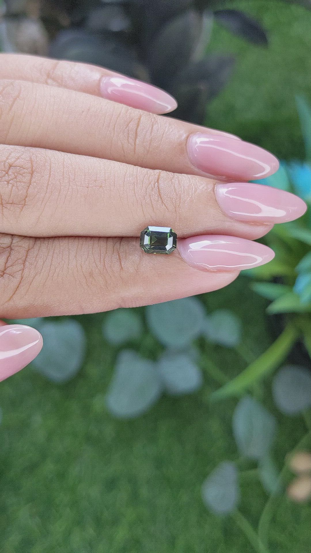 1.17 Ct. Yellowish Green Sapphire from Australia Size Video