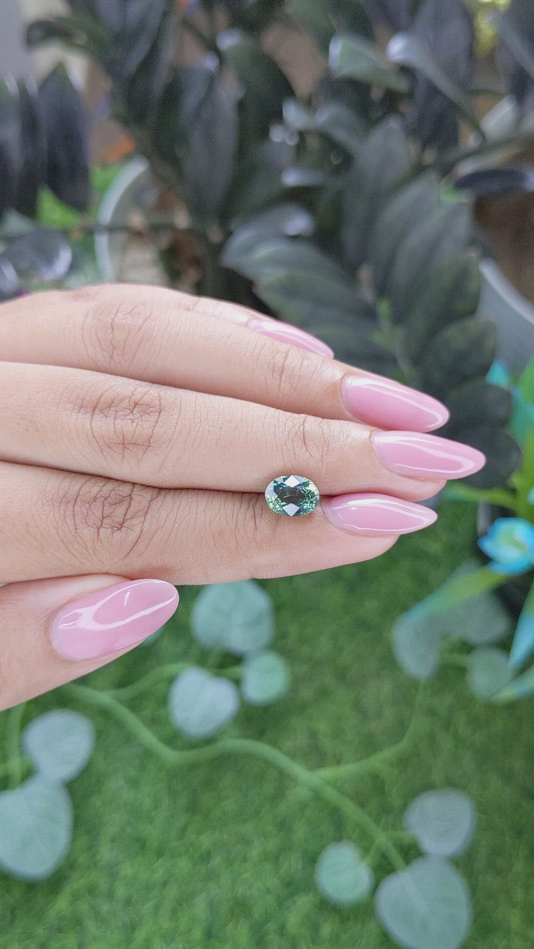 2.02 Ct. Green Sapphire from Ceylon (Sri Lanka) Size Video