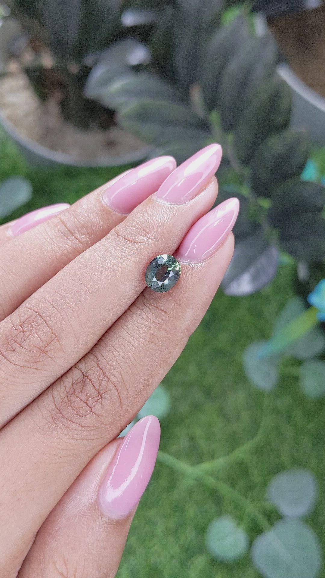 2.02 Ct. Green Sapphire from Ceylon (Sri Lanka) Size Video
