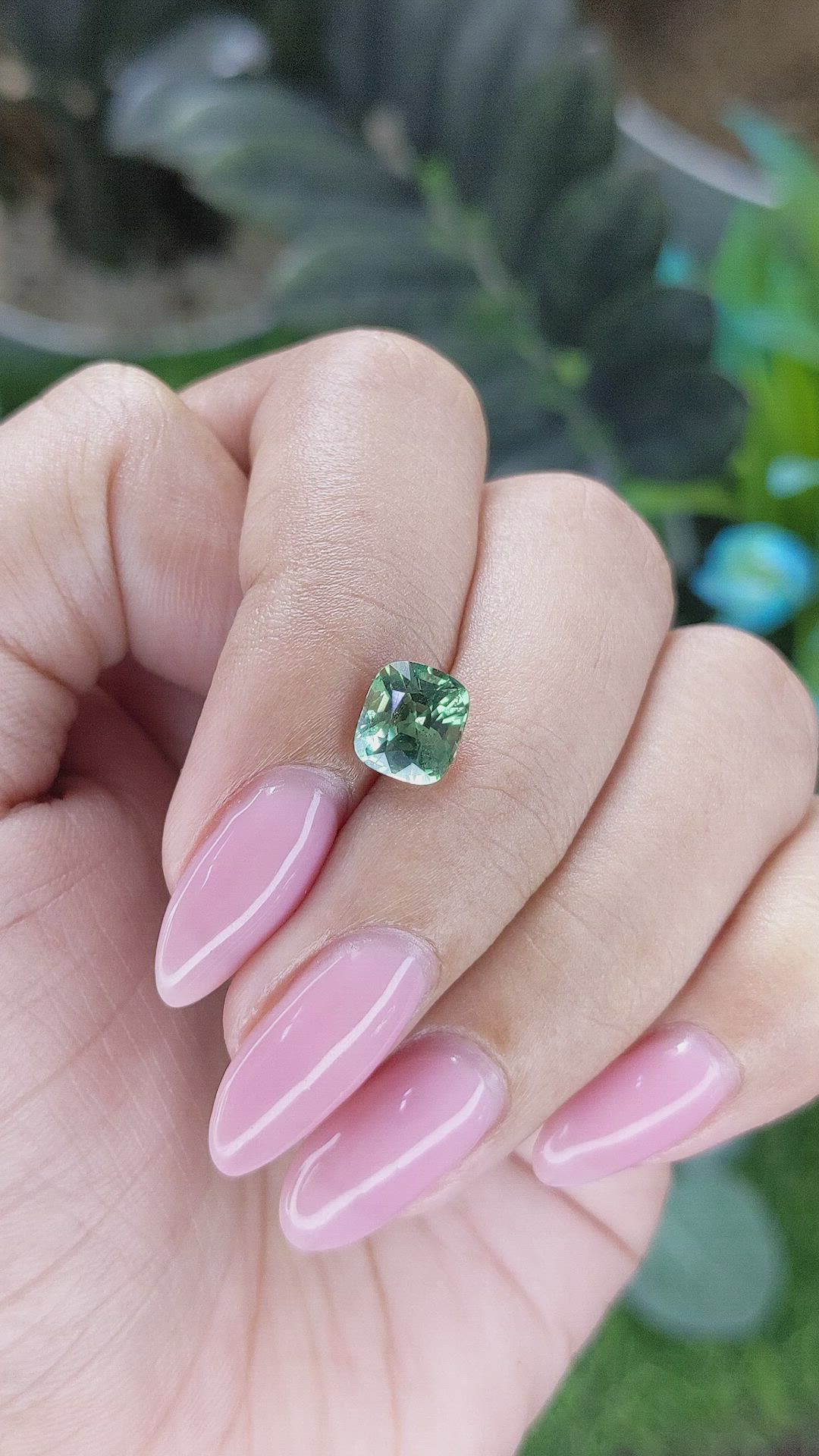 2.06 Ct. Green Sapphire from Ceylon (Sri Lanka) Size Video