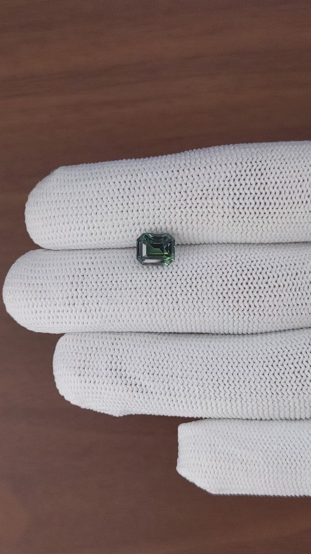 2.53 Ct. Bluish Green Sapphire from Ceylon (Sri Lanka) Size Video