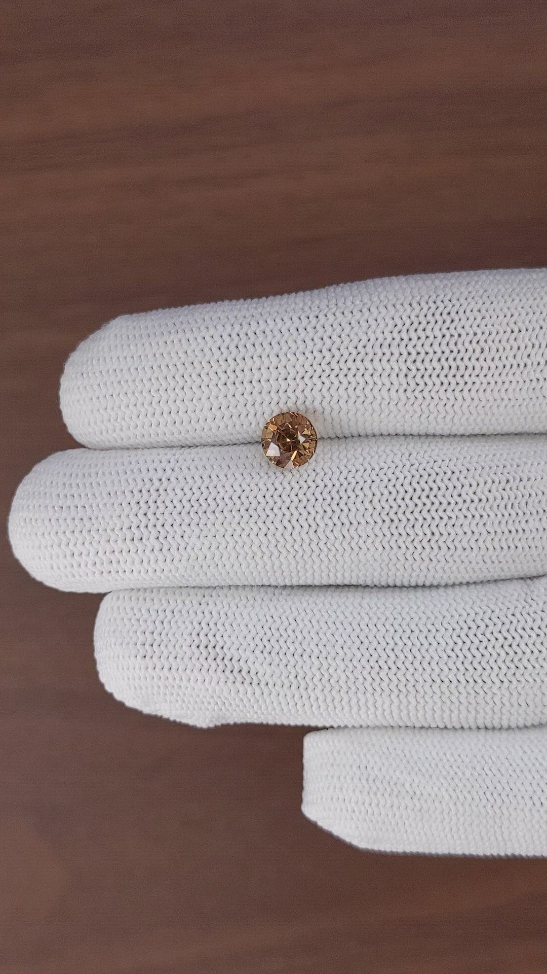 1.71 Ct. Orangish Brown Sapphire from Ceylon (Sri Lanka) Size Video