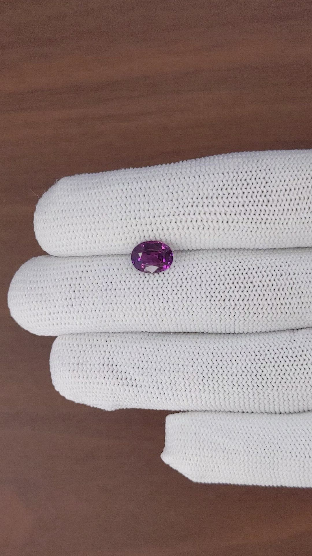 2.02 Ct. Purplish Pink Sapphire from Ceylon (Sri Lanka) Size Video