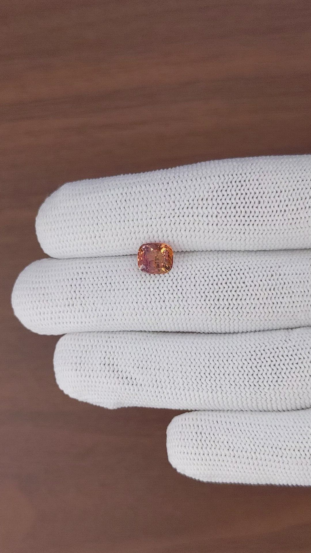 2.04 Ct. Padparadscha Sapphire from Ceylon (Sri Lanka) Size Video
