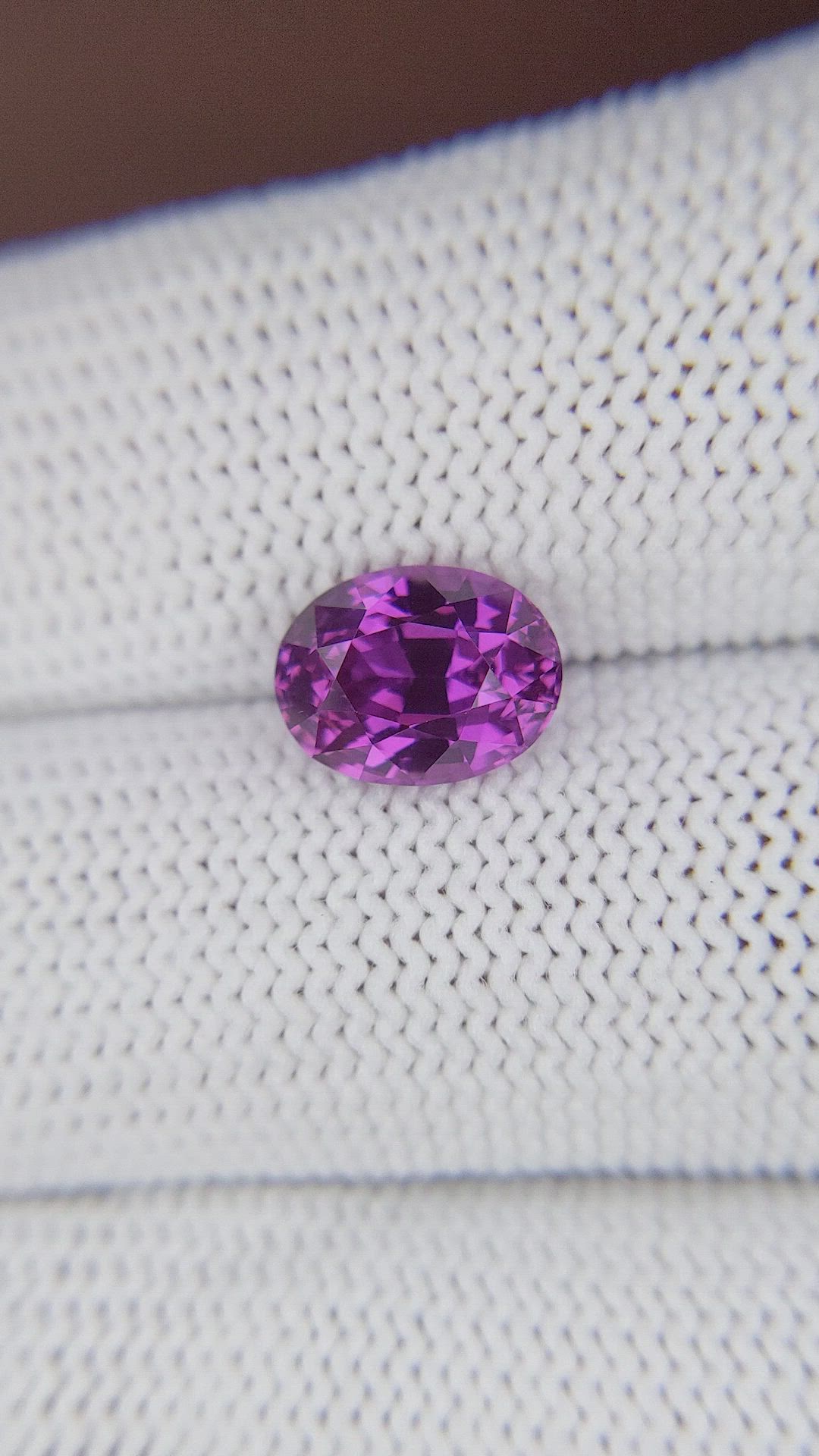 3.05 Ct. Pinkish Purple Sapphire from Ceylon (Sri Lanka) Size Video