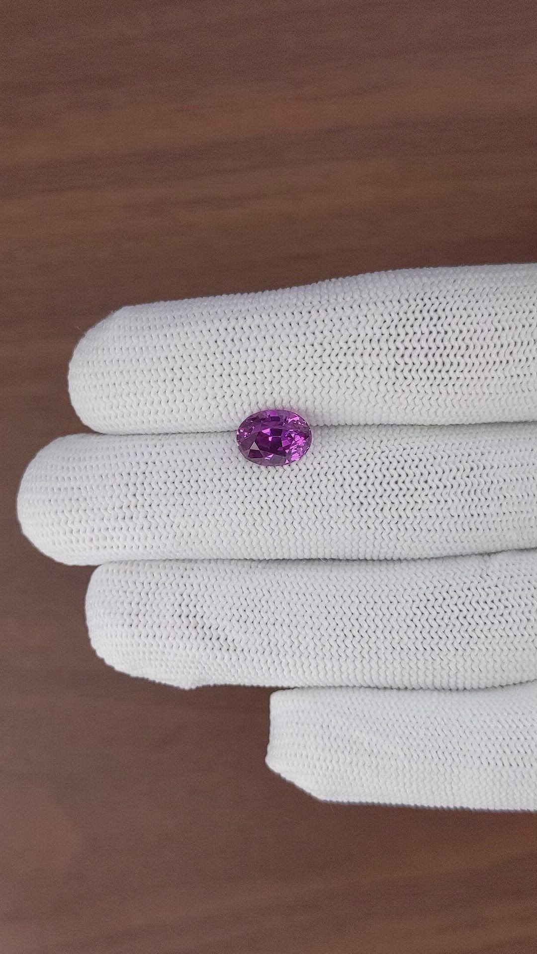 3.05 Ct. Pinkish Purple Sapphire from Ceylon (Sri Lanka) Size Video
