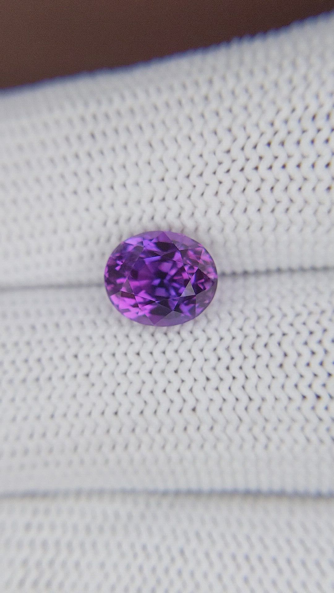 3.16 Ct. Pinkish Purple Sapphire from Ceylon (Sri Lanka) Size Video