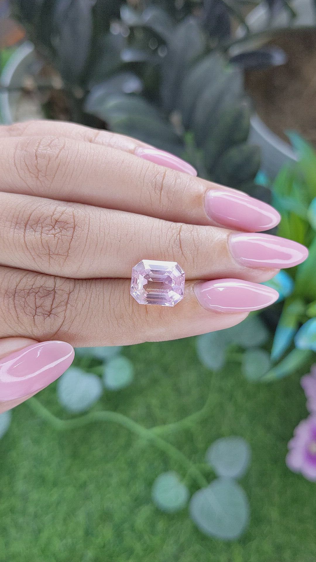 6.58 Ct. Pink Sapphire from Ceylon (Sri Lanka) Size Video