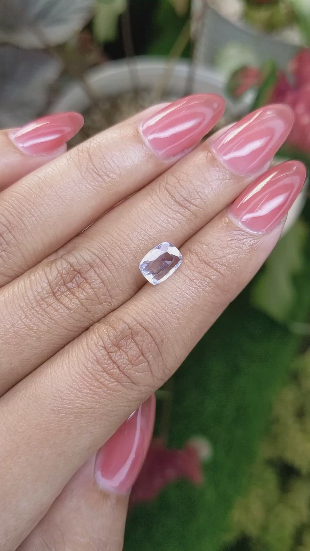 1.25 Ct. White Sapphire from Ceylon (Sri Lanka) Size Video