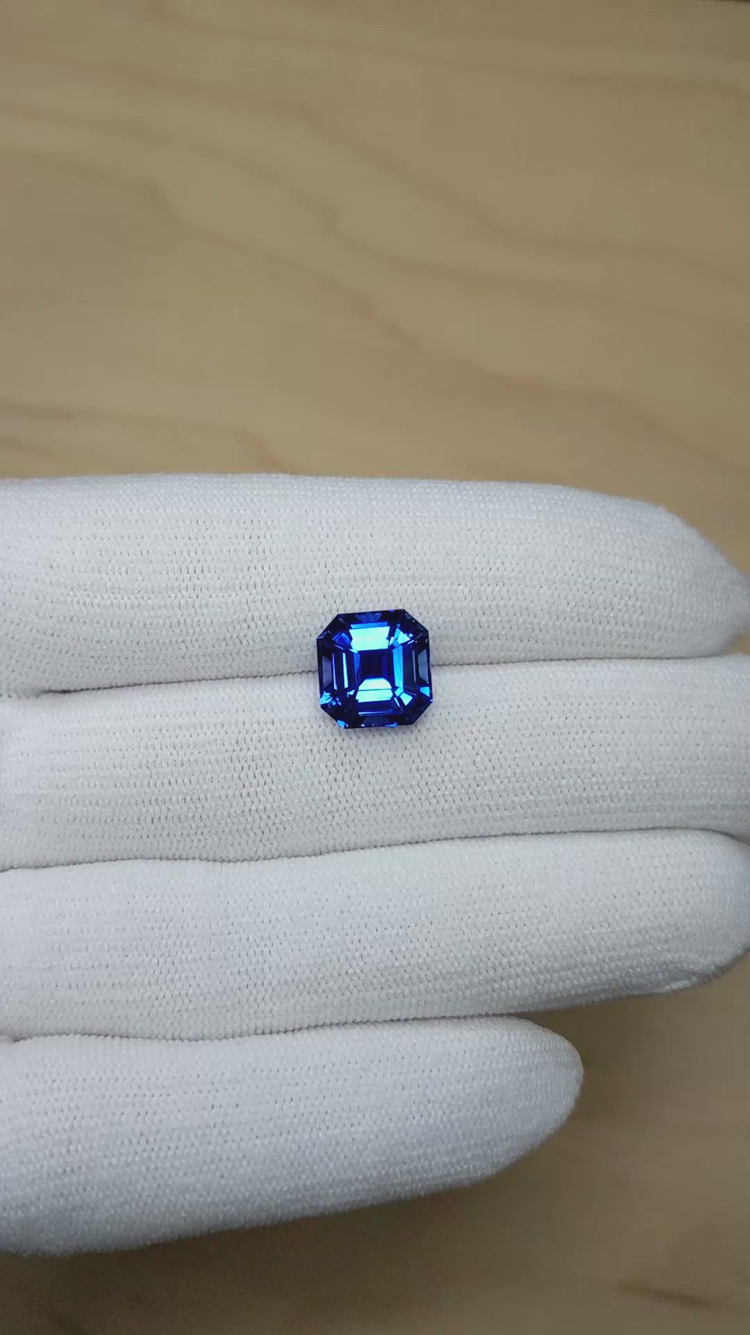 7.25 Ct. Blue Sapphire from Ceylon (Sri Lanka) Size Video