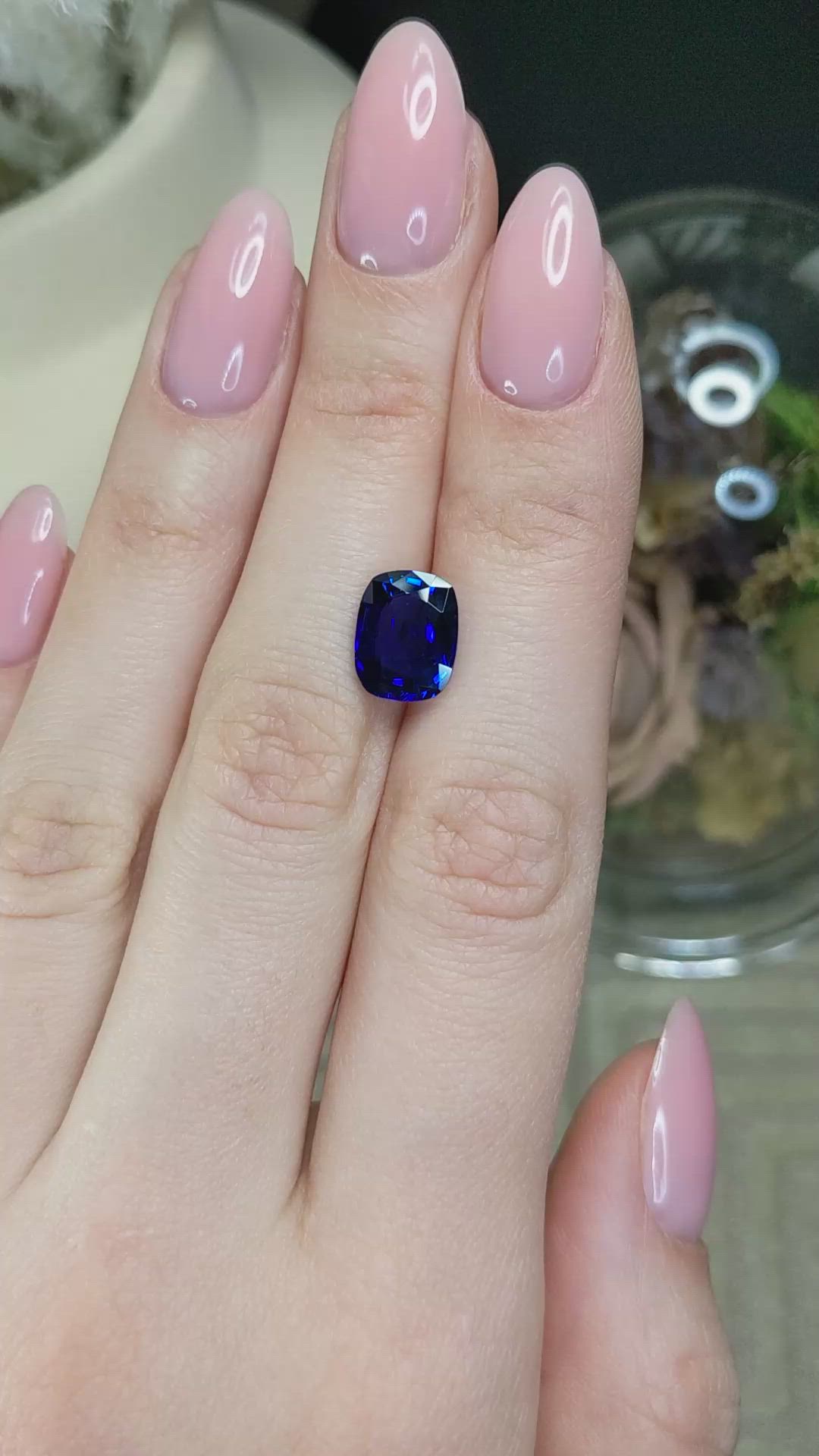 4.03 Ct. Blue Sapphire from Ceylon (Sri Lanka) Size Video