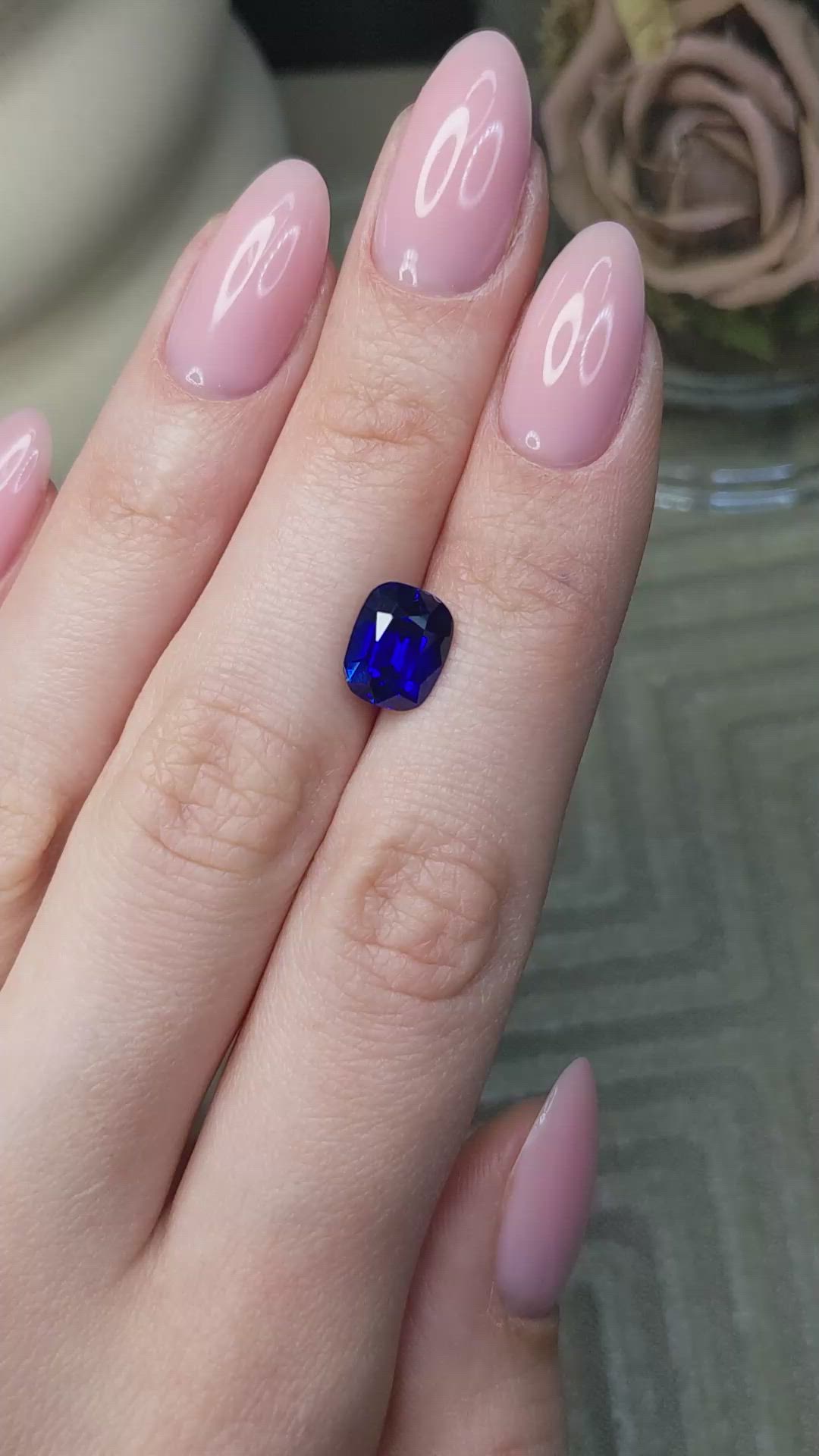 3.98 Ct. Blue Sapphire from Ceylon (Sri Lanka) Size Video