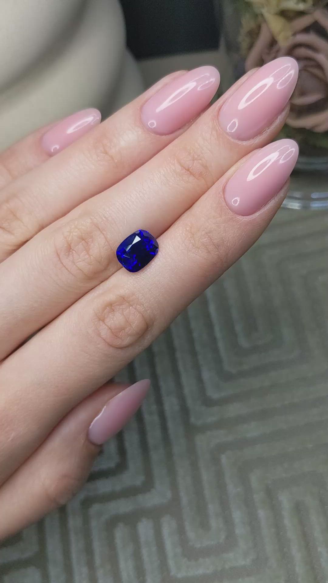 3.98 Ct. Blue Sapphire from Ceylon (Sri Lanka) Size Video