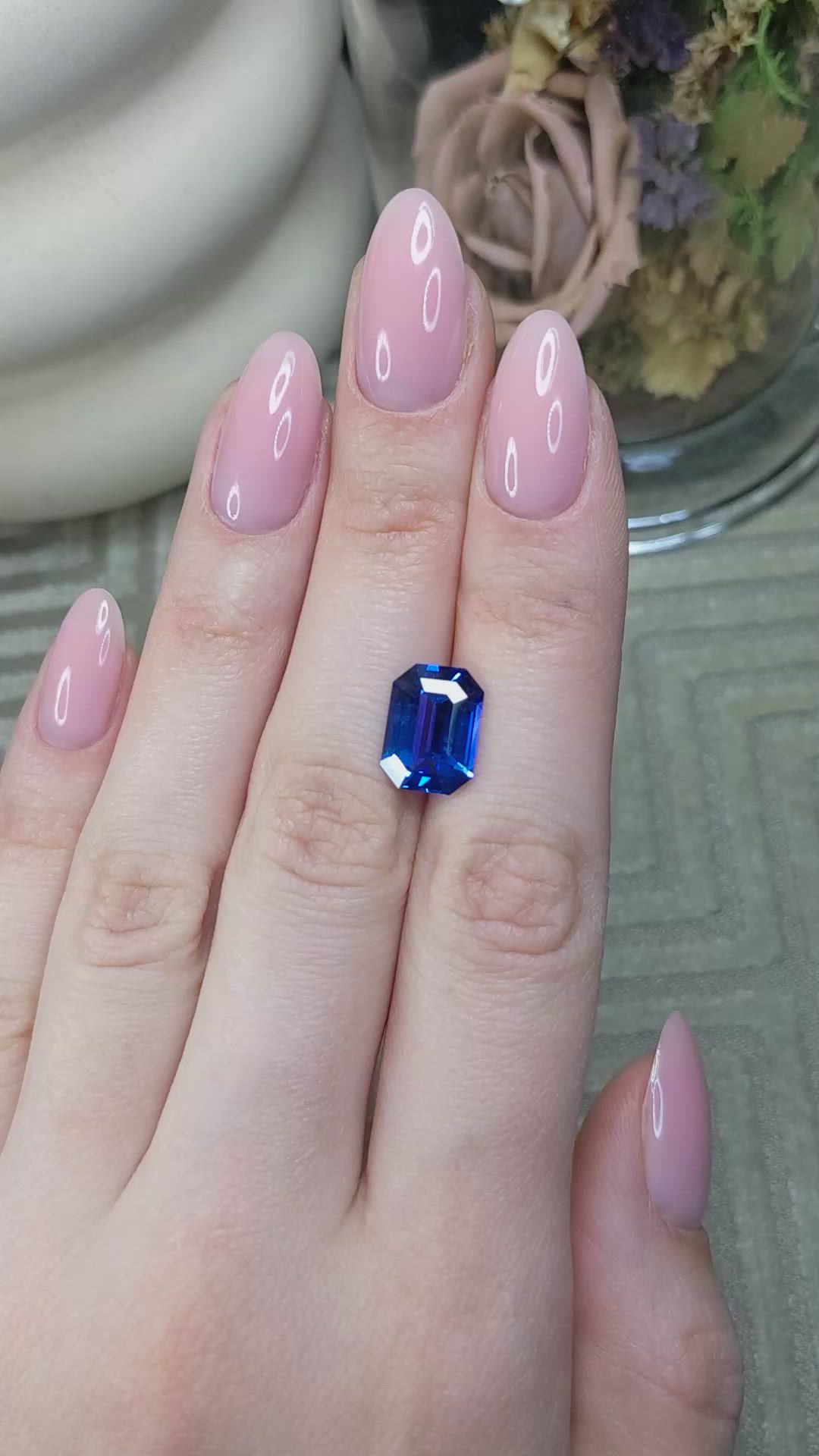 5.79 Ct. Blue Sapphire from Ceylon (Sri Lanka) Size Video