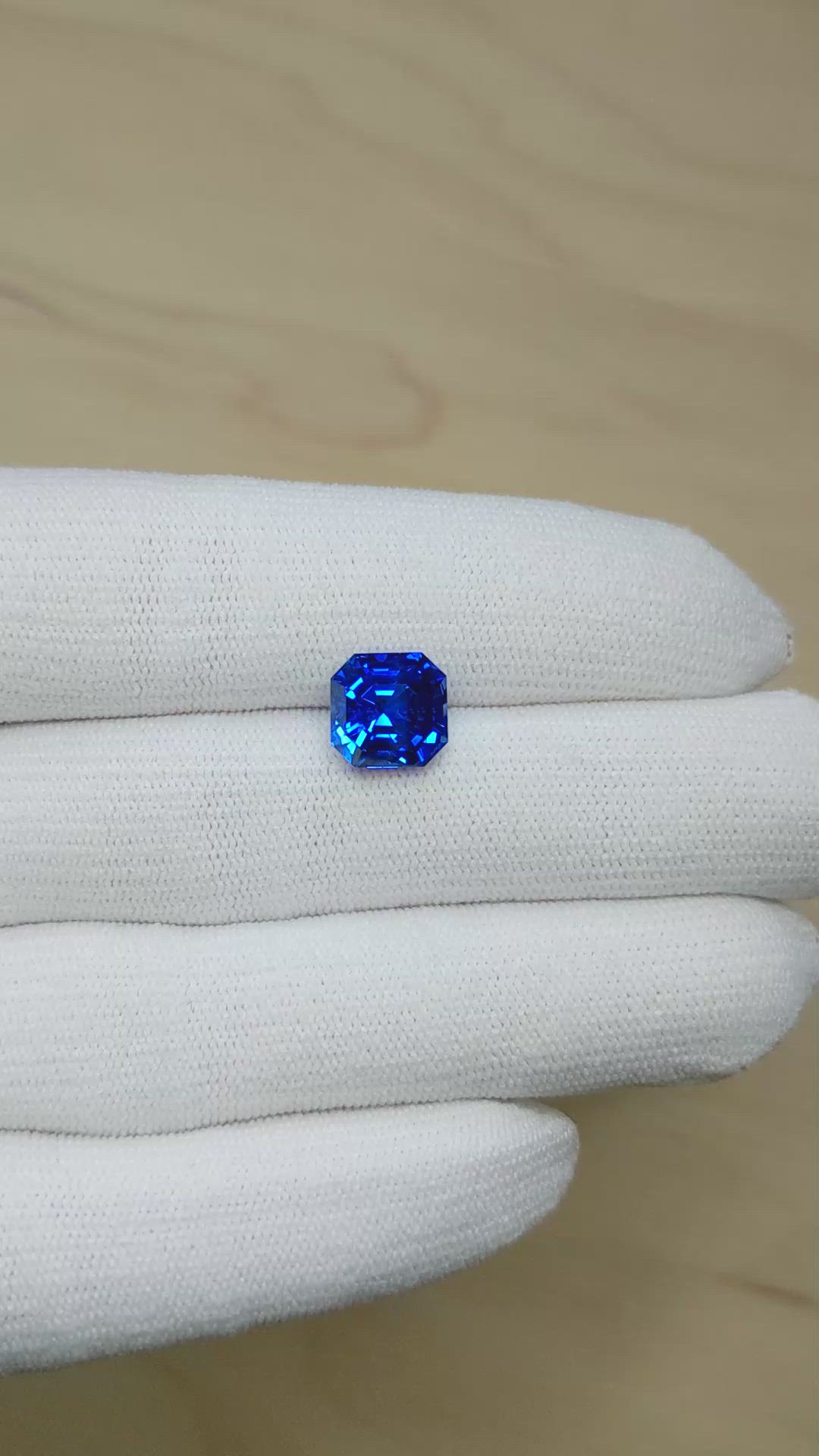 5.63 Ct. Blue Sapphire from Ceylon (Sri Lanka) Size Video