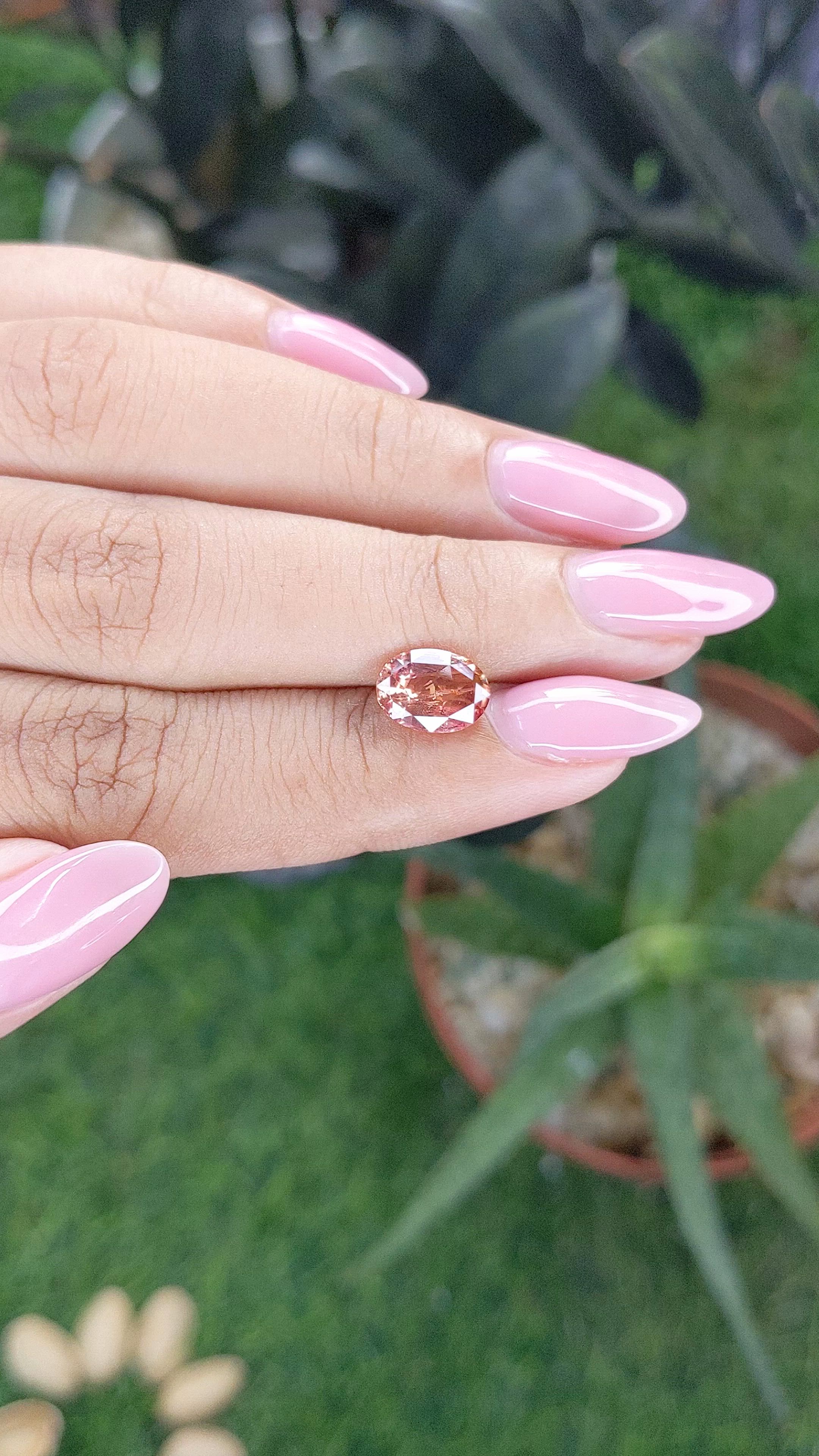 2.11 Ct. Padparadscha Sapphire from Ceylon (Sri Lanka) Size Video