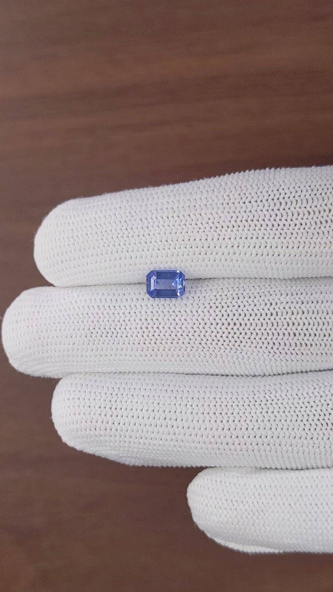1.11 Ct. Blue Sapphire from Ceylon (Sri Lanka) Size Video
