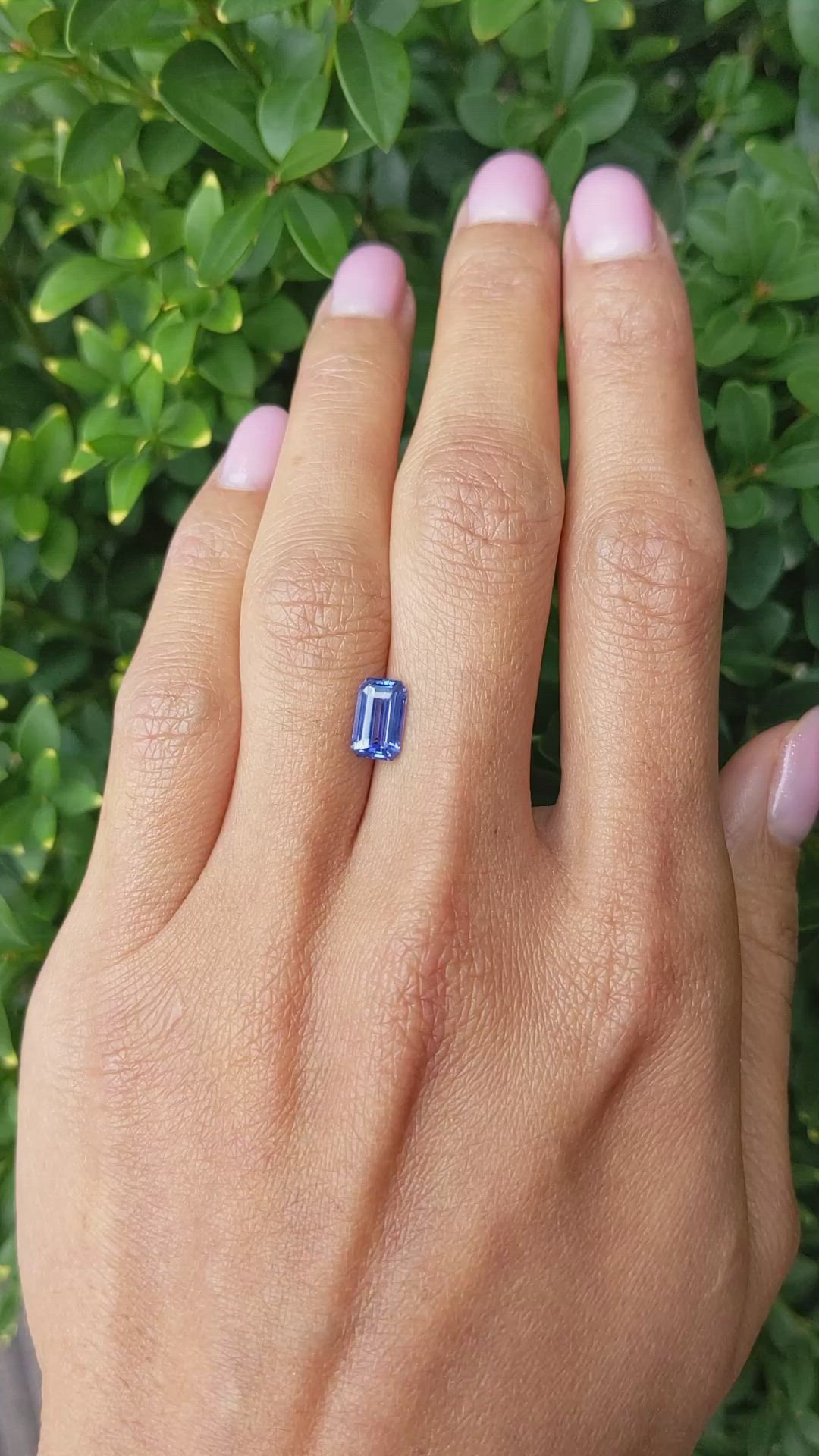 1.58 Ct. Blue Sapphire from Ceylon (Sri Lanka) Size Video