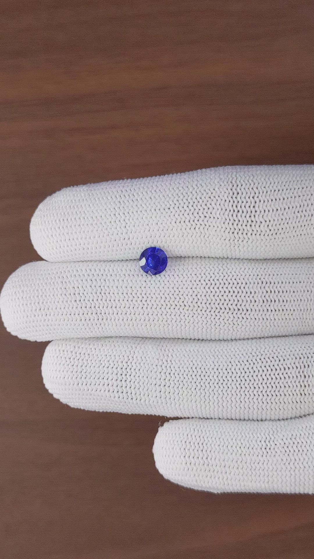 0.87 Ct. Blue Sapphire from Ceylon (Sri Lanka) Size Video