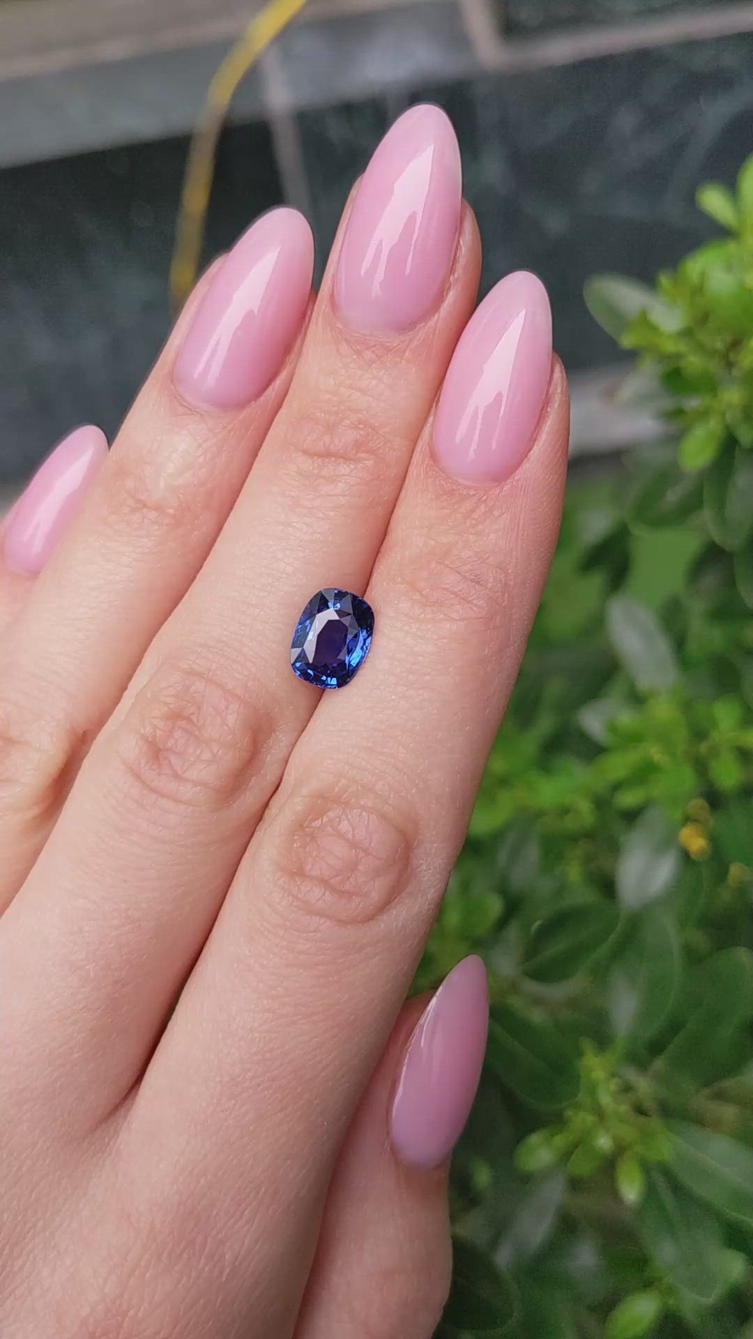 2.75 Ct. Blue Sapphire from Ceylon (Sri Lanka) Size Video