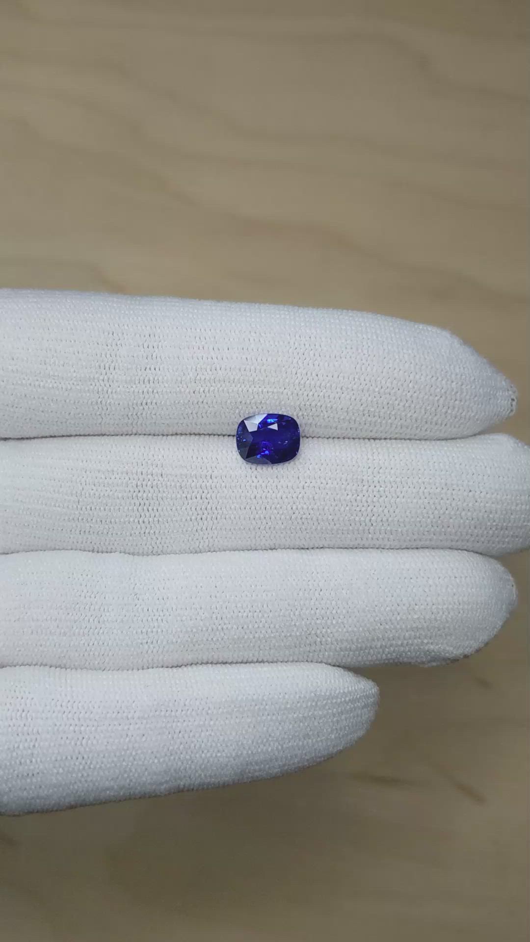 2.56 Ct. Blue Sapphire from Ceylon (Sri Lanka) Size Video