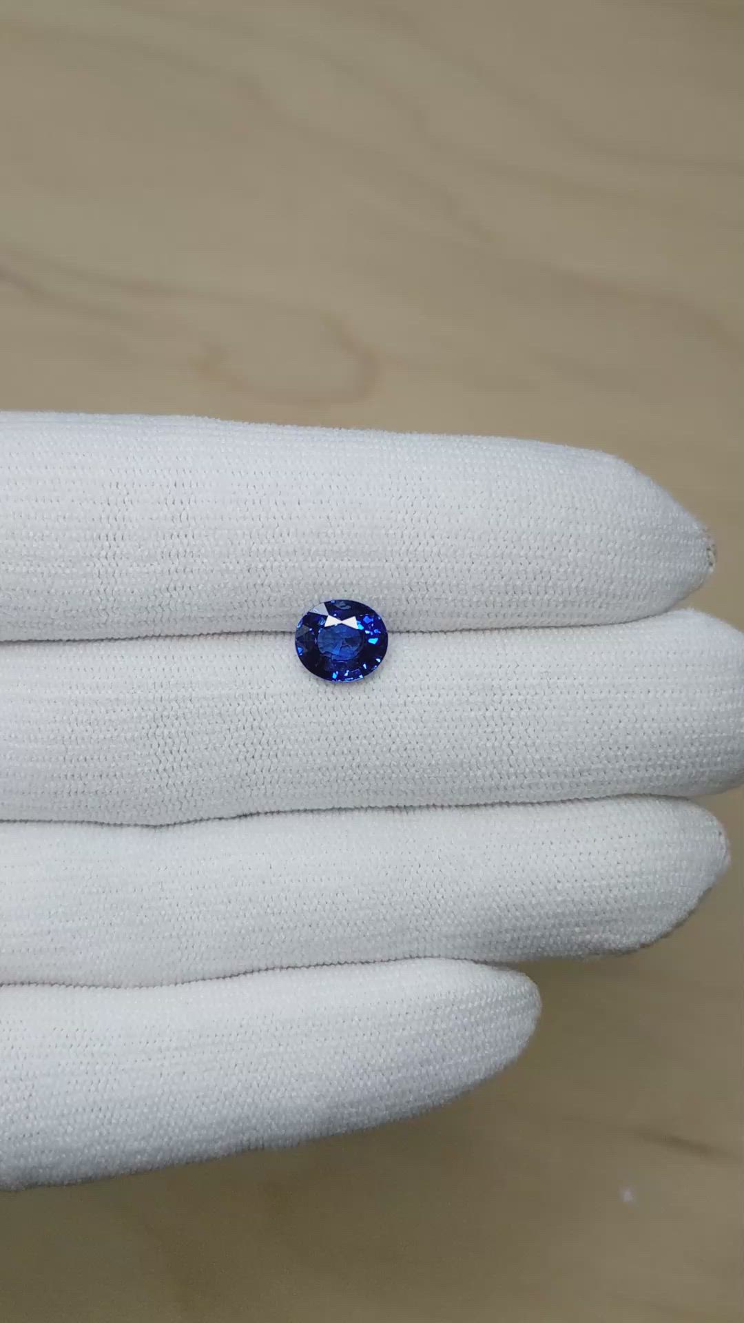 2.24 Ct. Blue Sapphire from Ceylon (Sri Lanka) Size Video