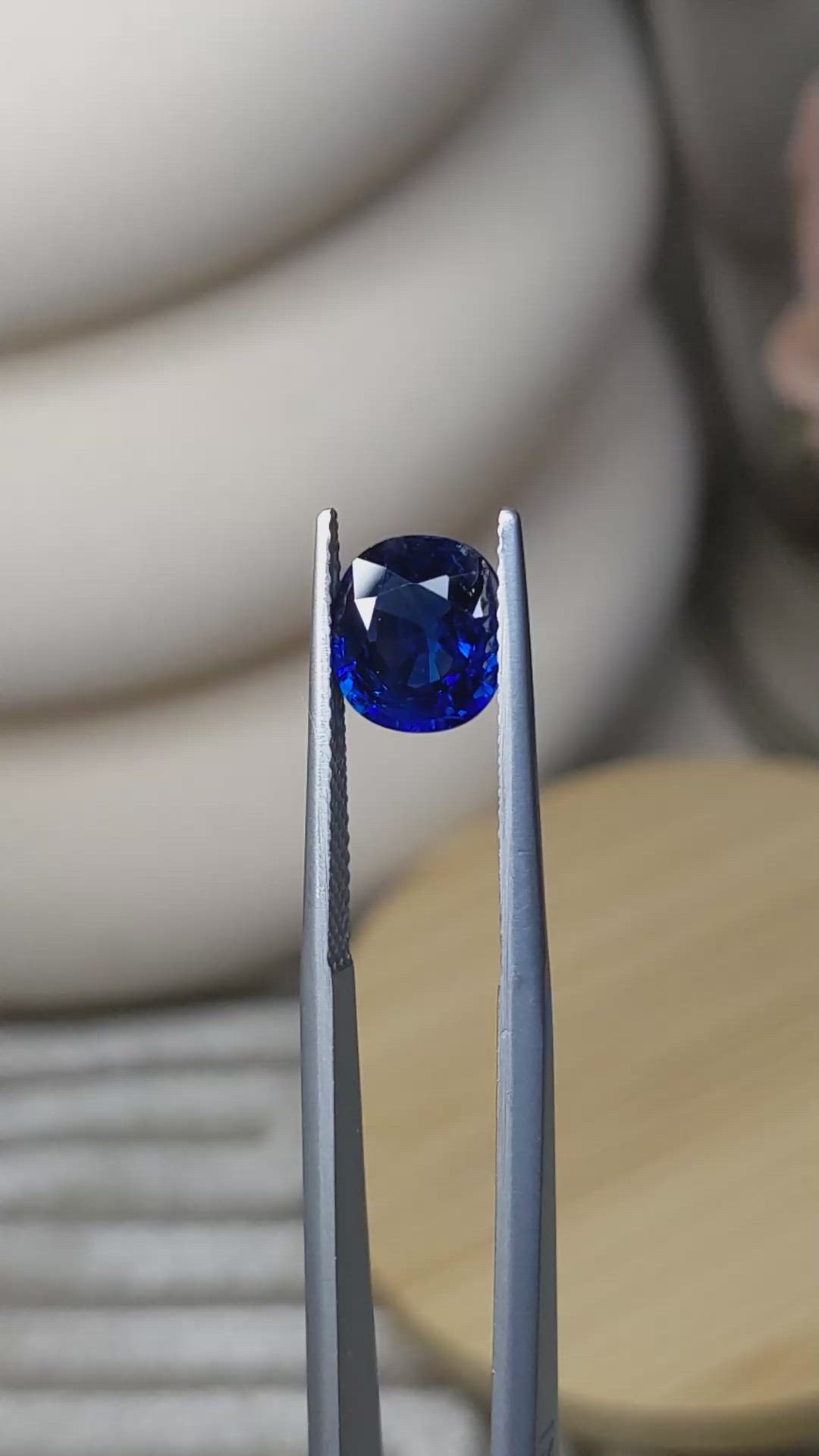 2.27 Ct. Blue Sapphire from Ceylon (Sri Lanka) Size Video