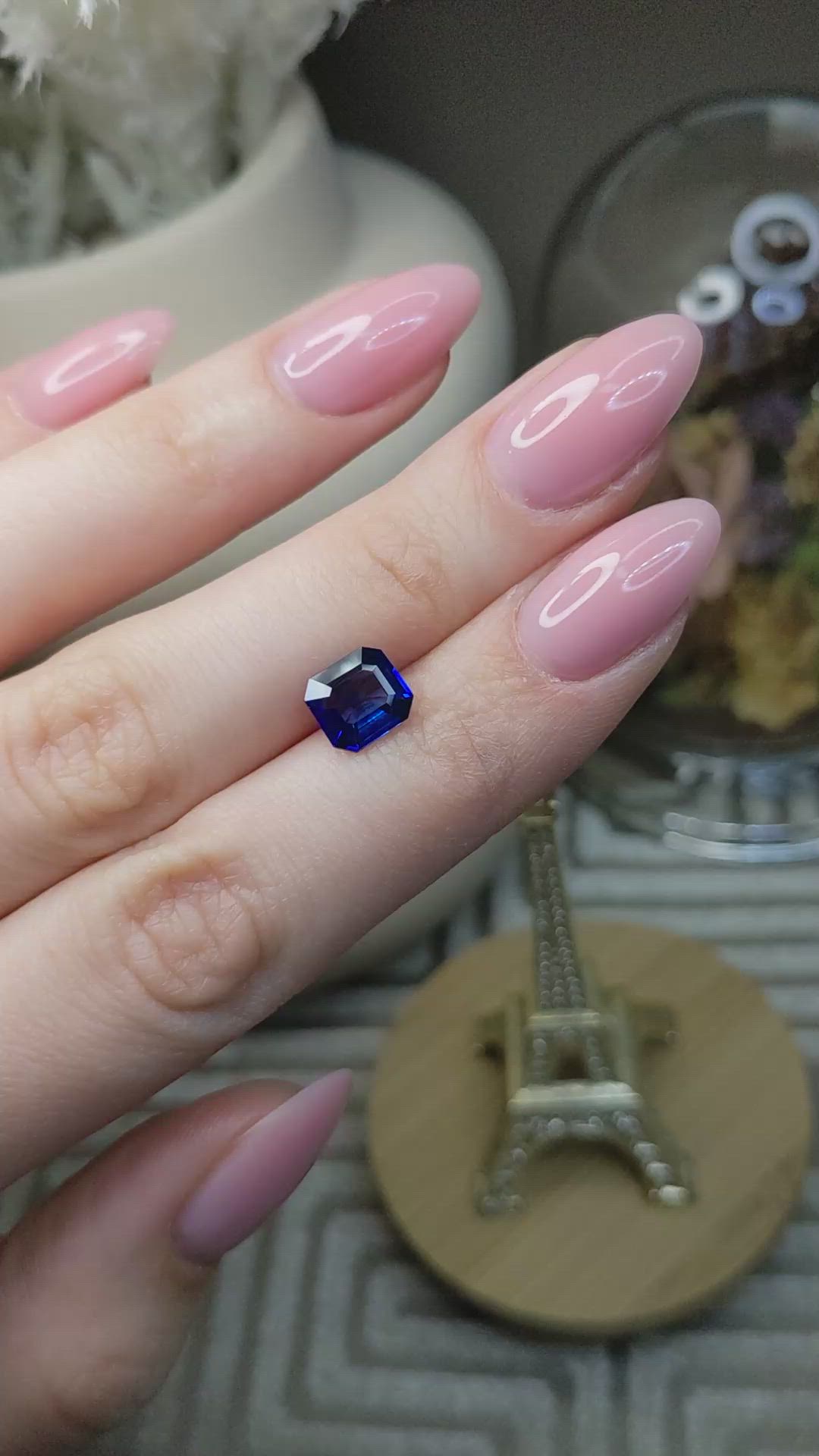 2.10 Ct. Blue Sapphire from Ceylon (Sri Lanka) Size Video