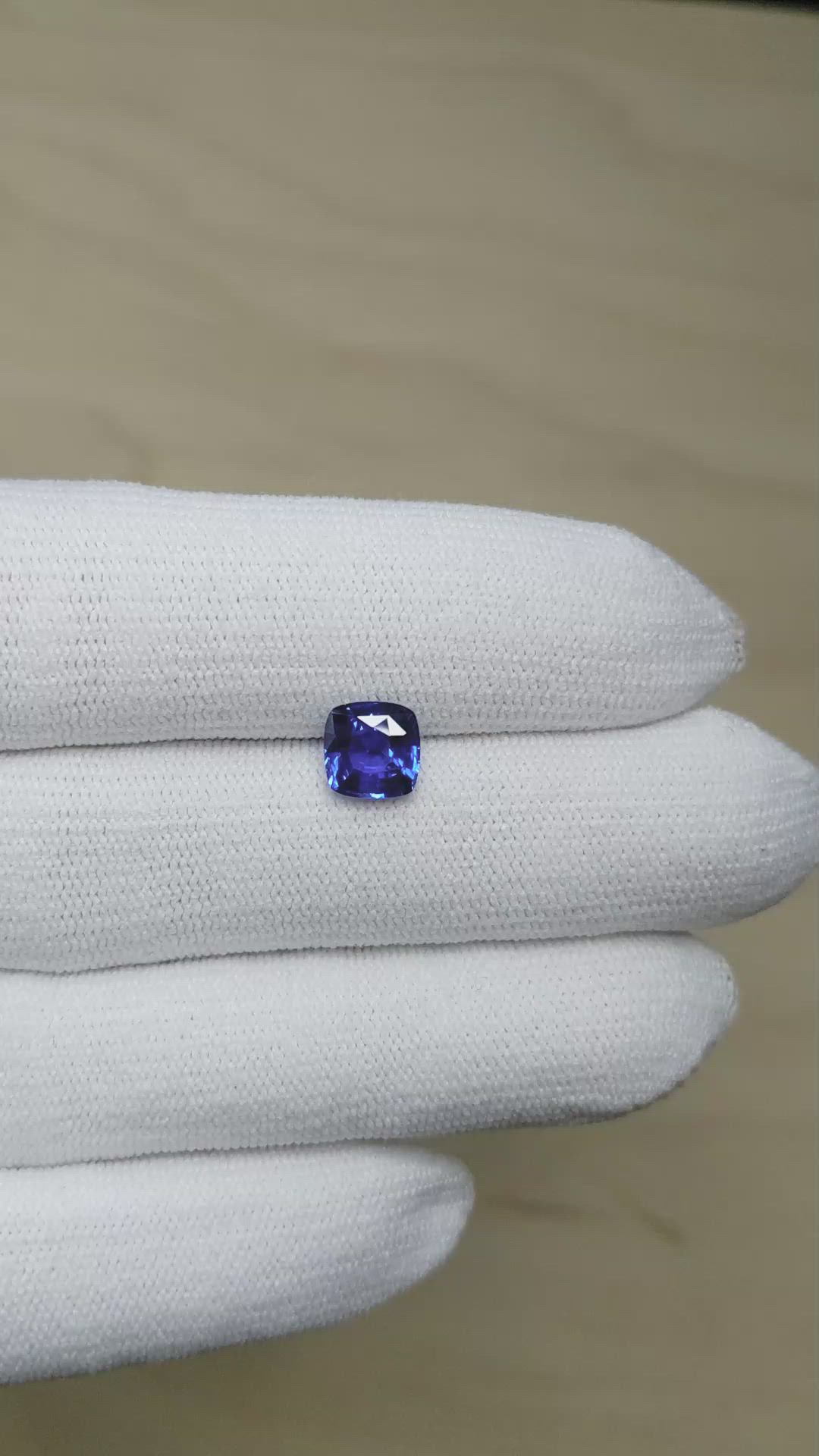 2.07 Ct. Blue Sapphire from Ceylon (Sri Lanka) Size Video