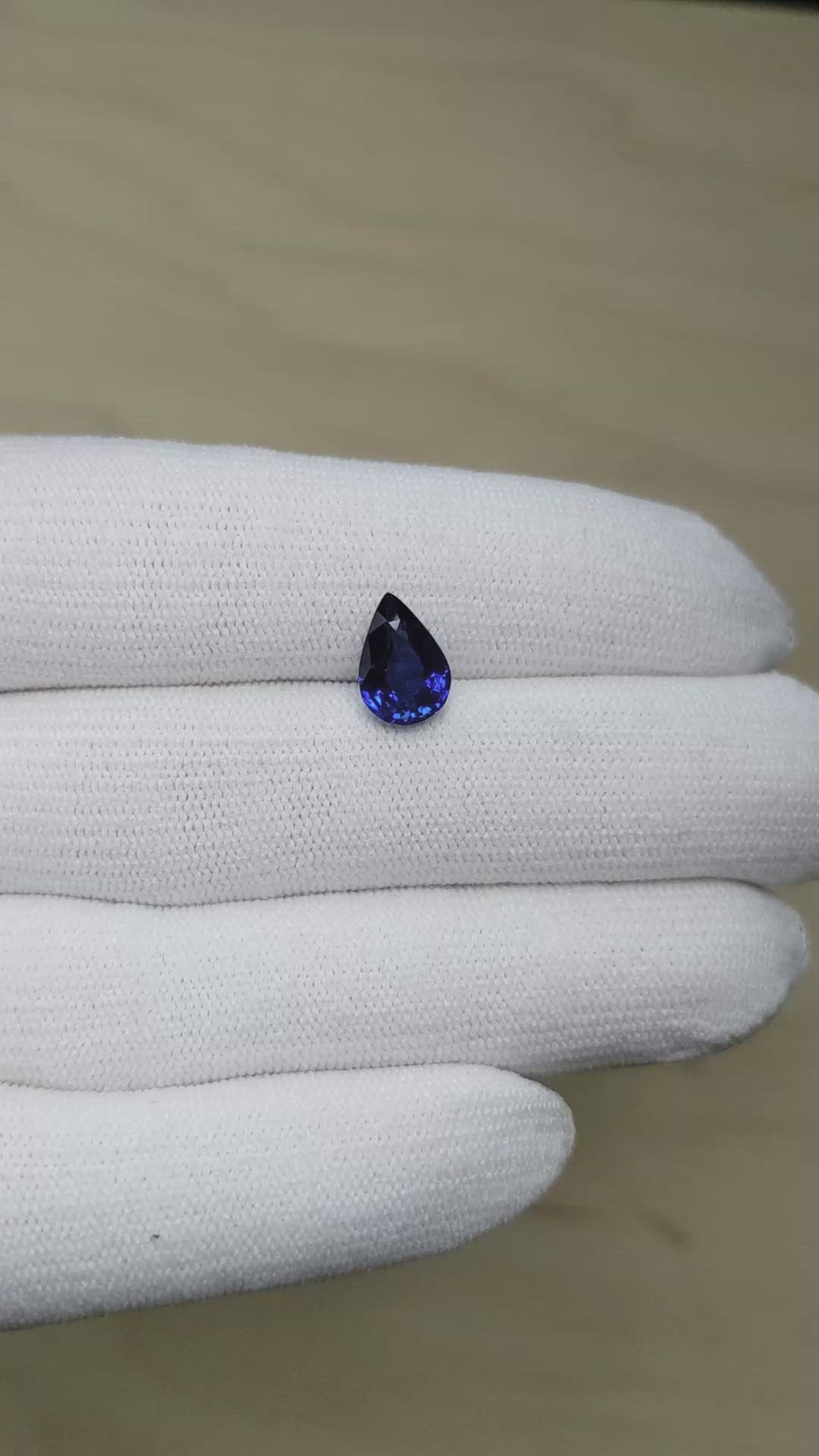2.78 Ct. Blue Sapphire from Ceylon (Sri Lanka) Size Video