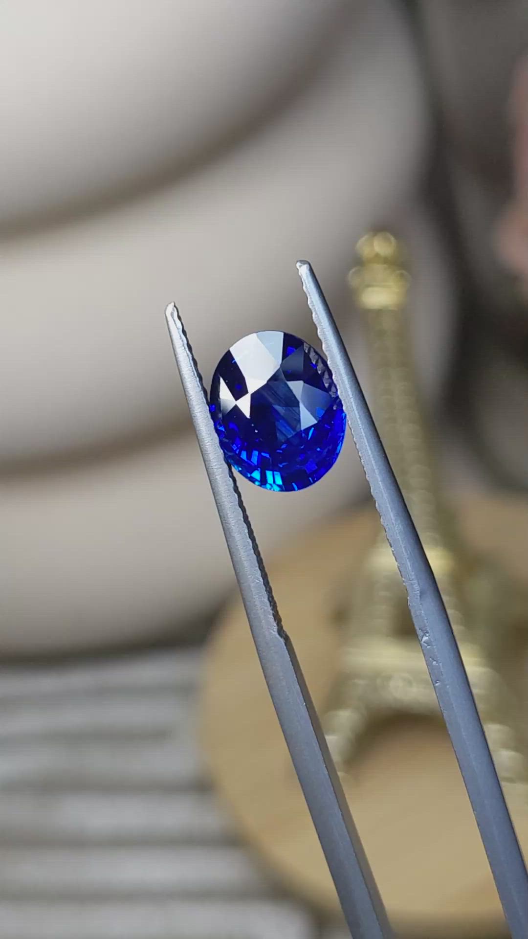 2.49 Ct. Blue Sapphire from Ceylon (Sri Lanka) Size Video