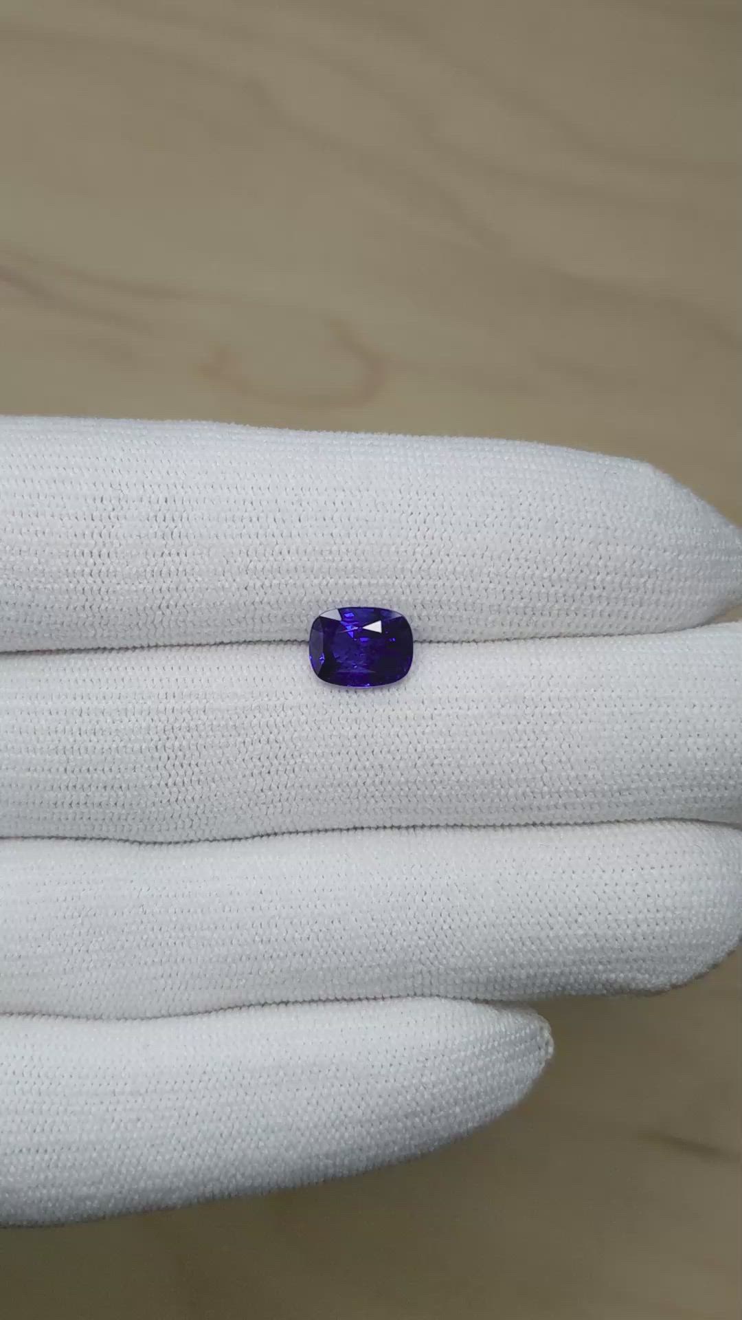 2.50 Ct. Purplish Blue Sapphire from Ceylon (Sri Lanka) Size Video