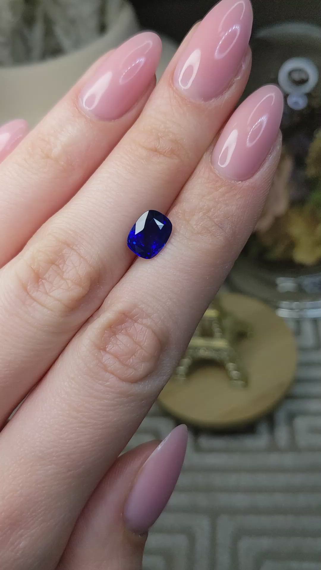 2.50 Ct. Purplish Blue Sapphire from Ceylon (Sri Lanka) Size Video