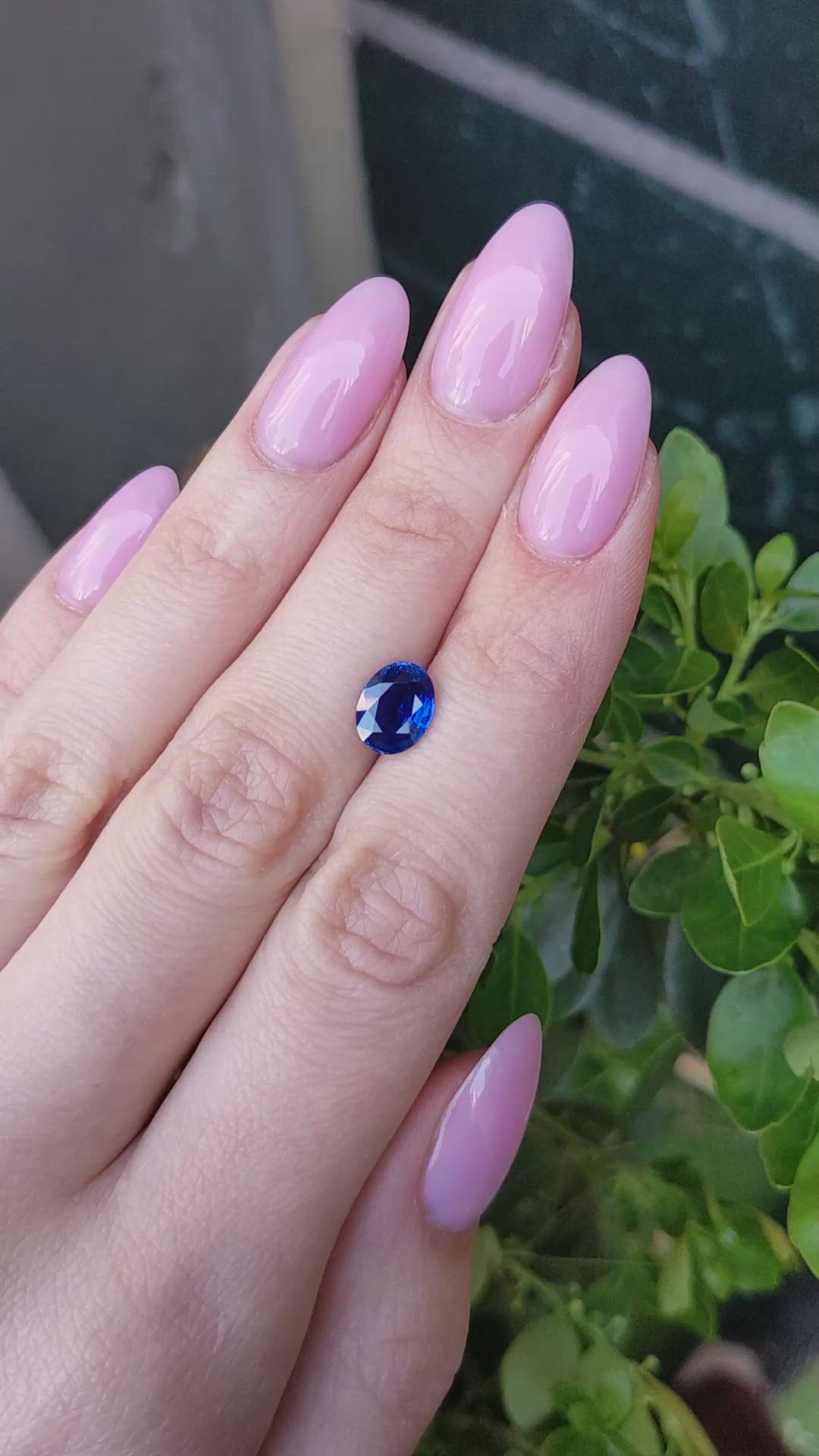 2.20 Ct. Blue Sapphire from Ceylon (Sri Lanka) Size Video
