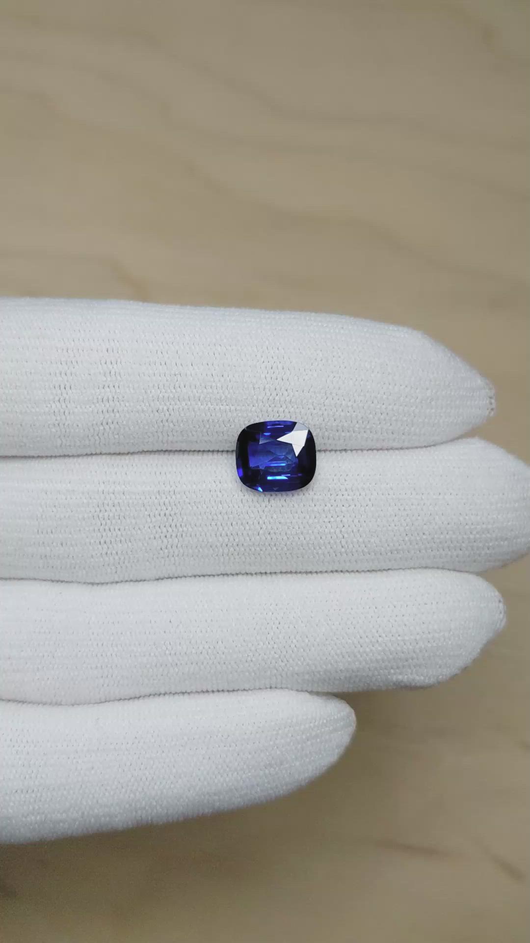4.34 Ct. Blue Sapphire from Ceylon (Sri Lanka) Size Video
