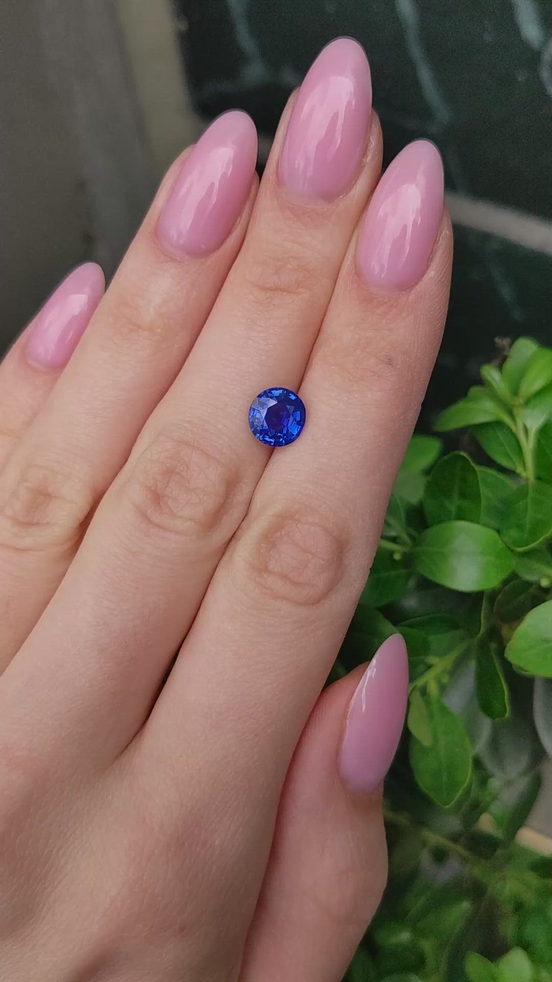 2.25 Ct. Blue Sapphire from Ceylon (Sri Lanka) Size Video
