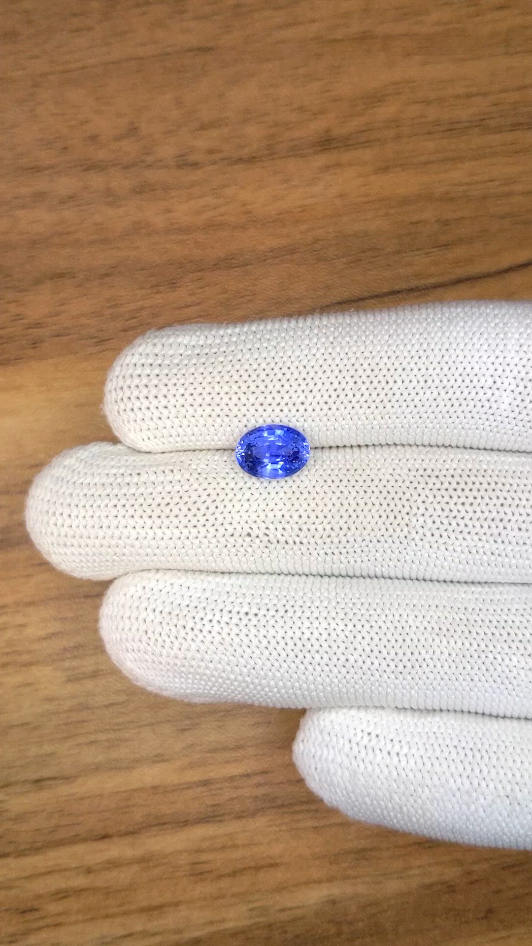 2.41 Ct. Blue Sapphire from Ceylon (Sri Lanka) Size Video