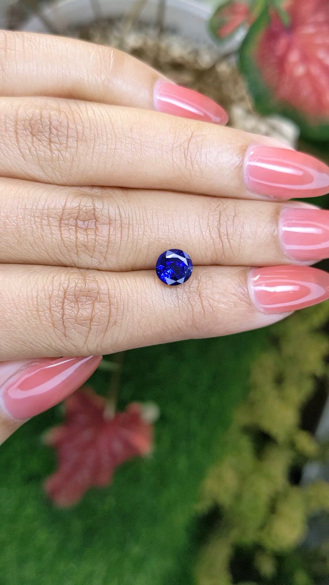 2.00 Ct. Blue Sapphire from Ceylon (Sri Lanka) Size Video