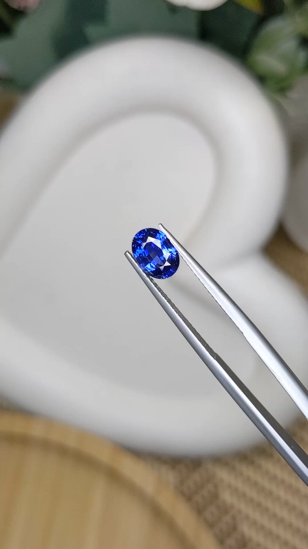 1.63 Ct. Blue Sapphire from Ceylon (Sri Lanka) Size Video