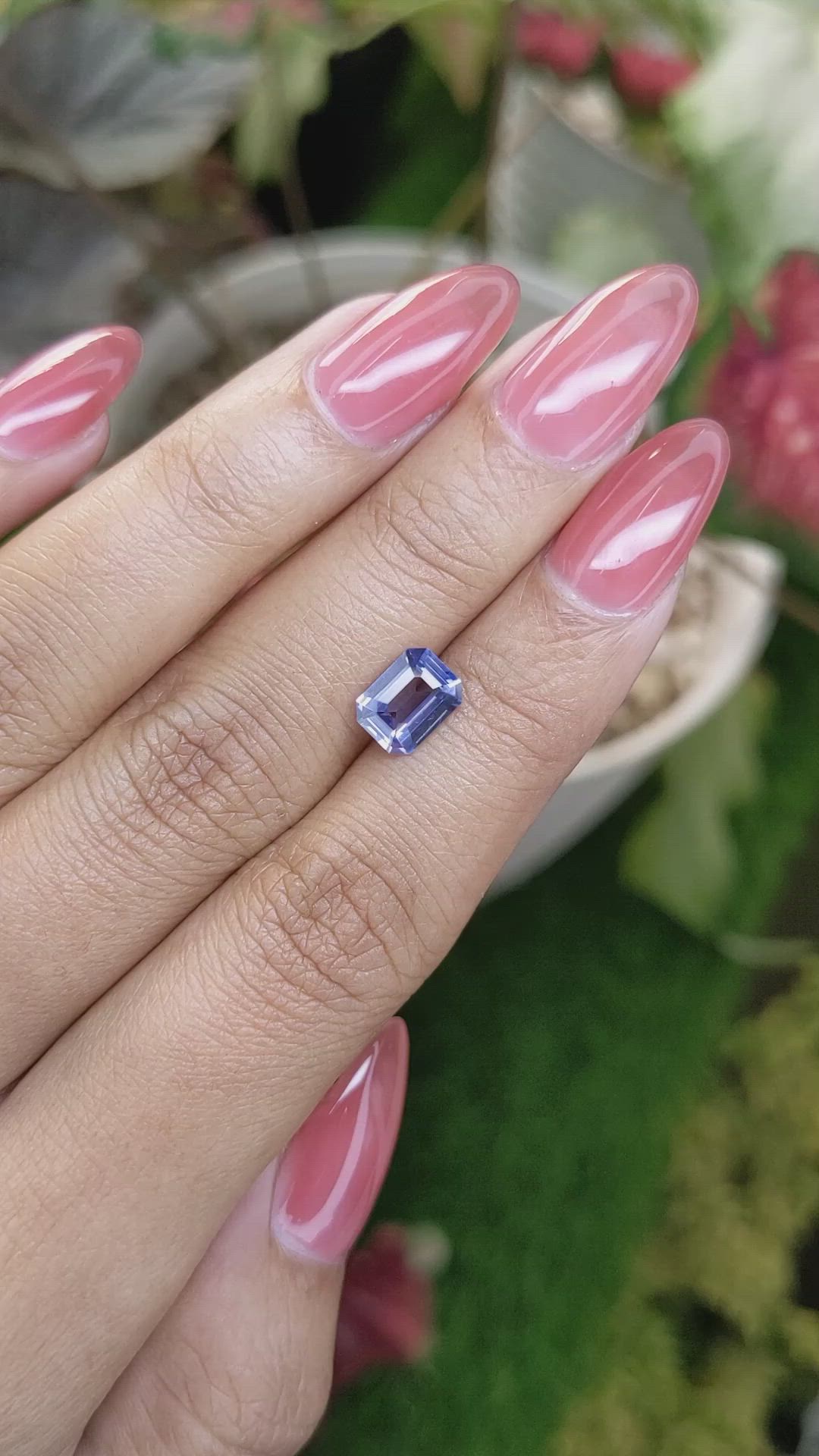 1.57 Ct. Blue Sapphire from Ceylon (Sri Lanka) Size Video