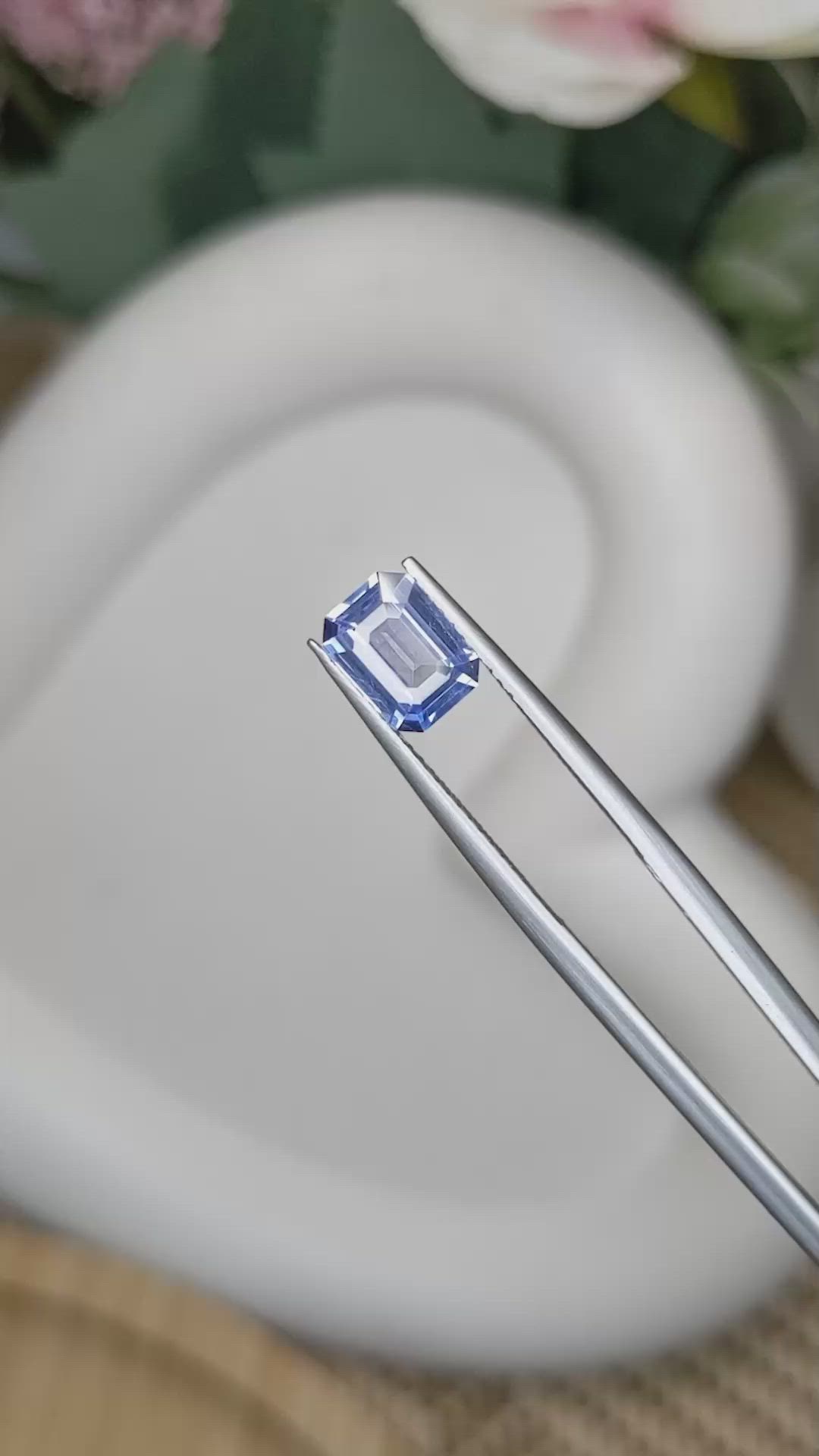 1.57 Ct. Blue Sapphire from Ceylon (Sri Lanka) Size Video