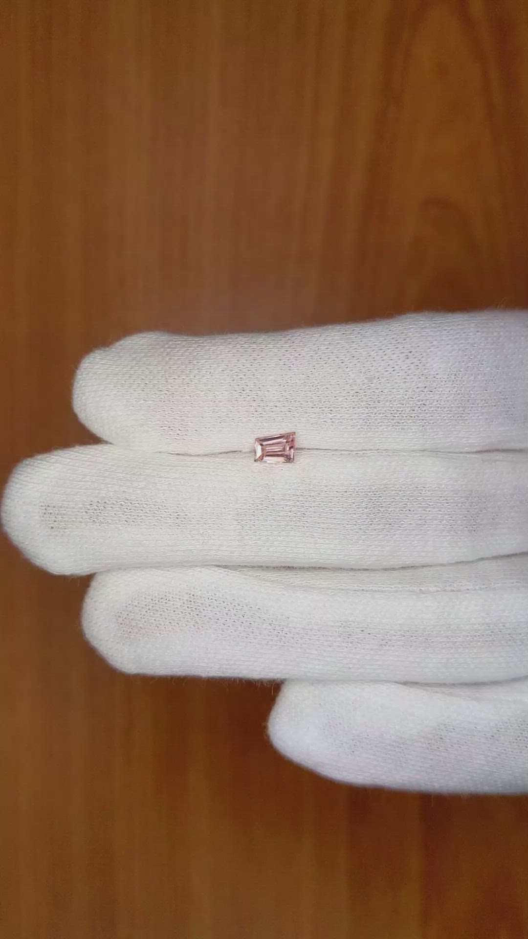 0.50 Ct. Peach Sapphire from Ceylon (Sri Lanka) Size Video
