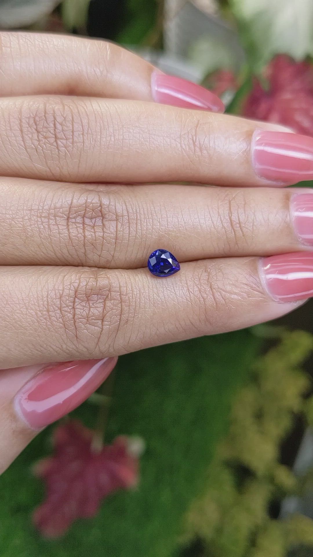 1.03 Ct. Blue Sapphire from Ceylon (Sri Lanka) Size Video